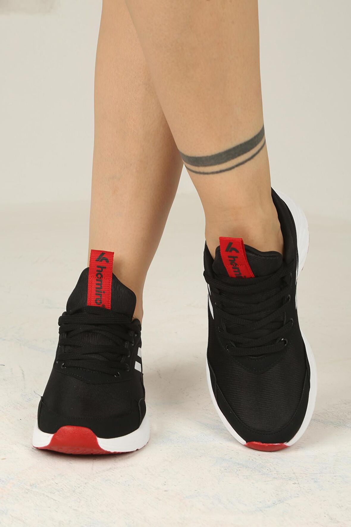 Kadın Bağcıklı Spor Sneaker-Siyah-Beyaz-Kırmızı