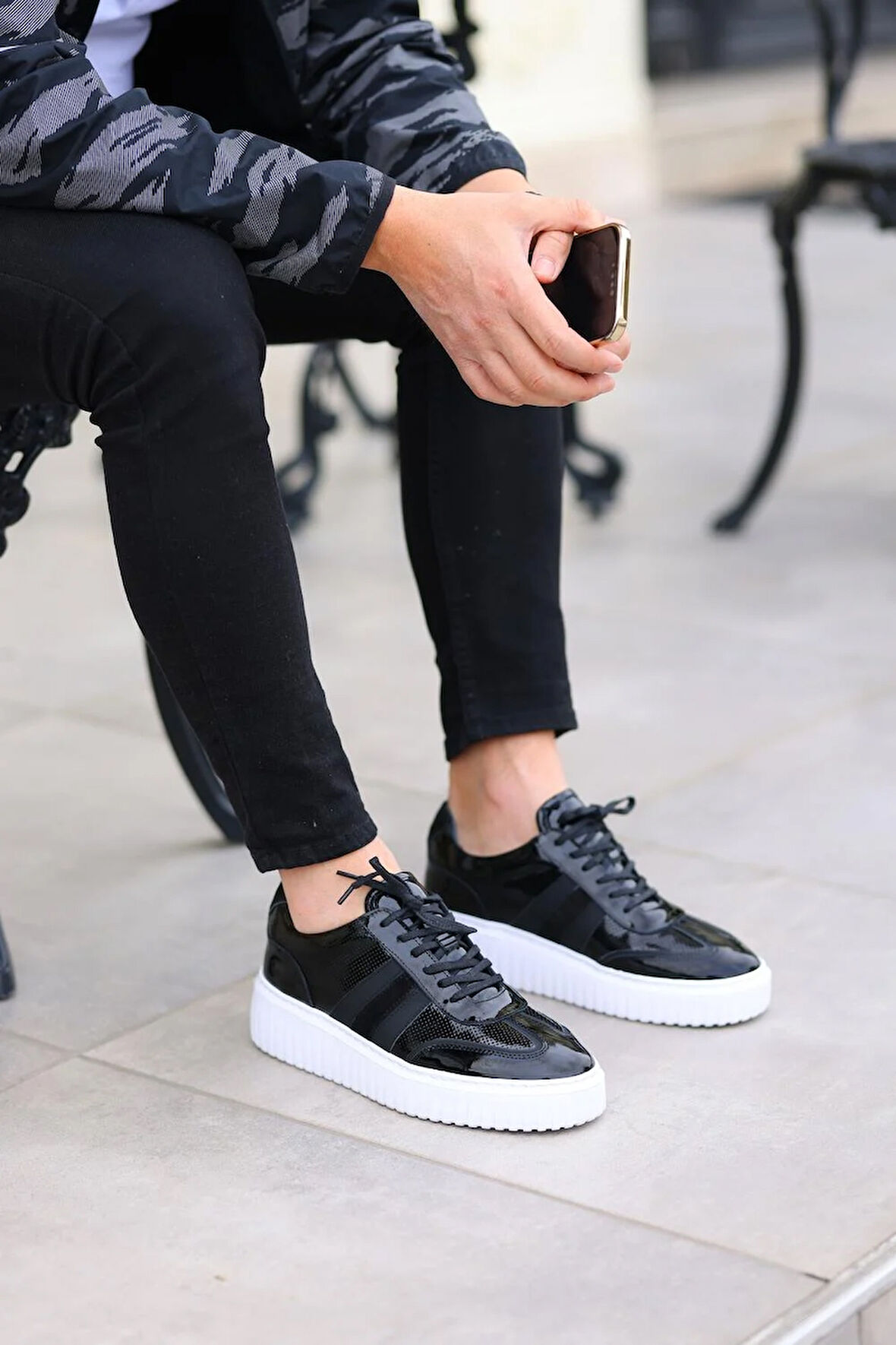 Serhat Özköroğlu-Siyah Rugan Ayakkabı Siyah