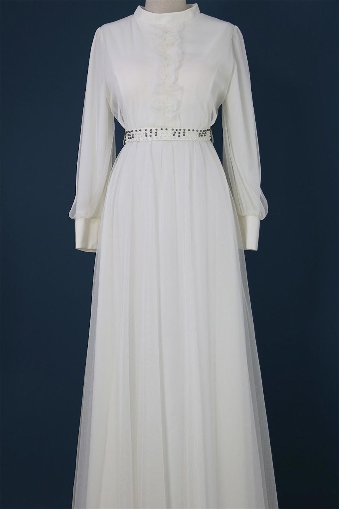 670 Önü Fırfırlı Kemeri İnci Detaylı Tül Elbise