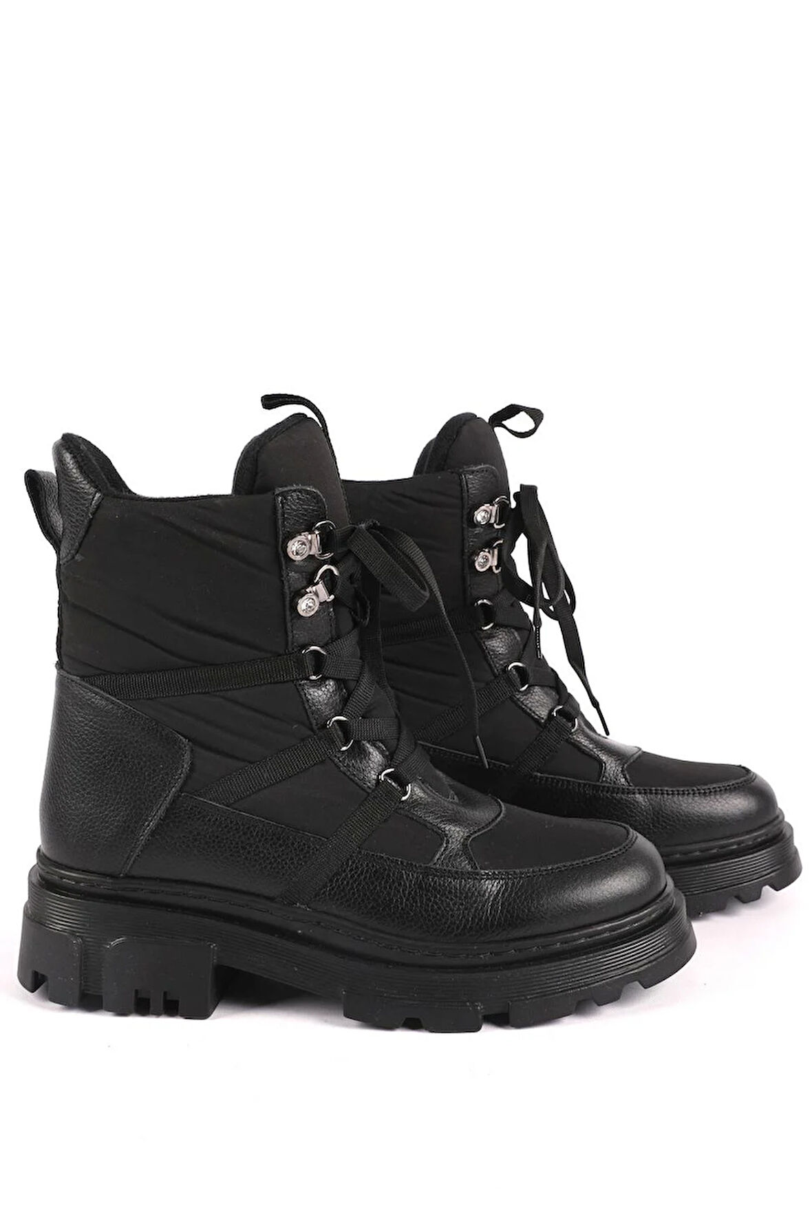 Kadın Bağcıklı Kar Botu Siyah