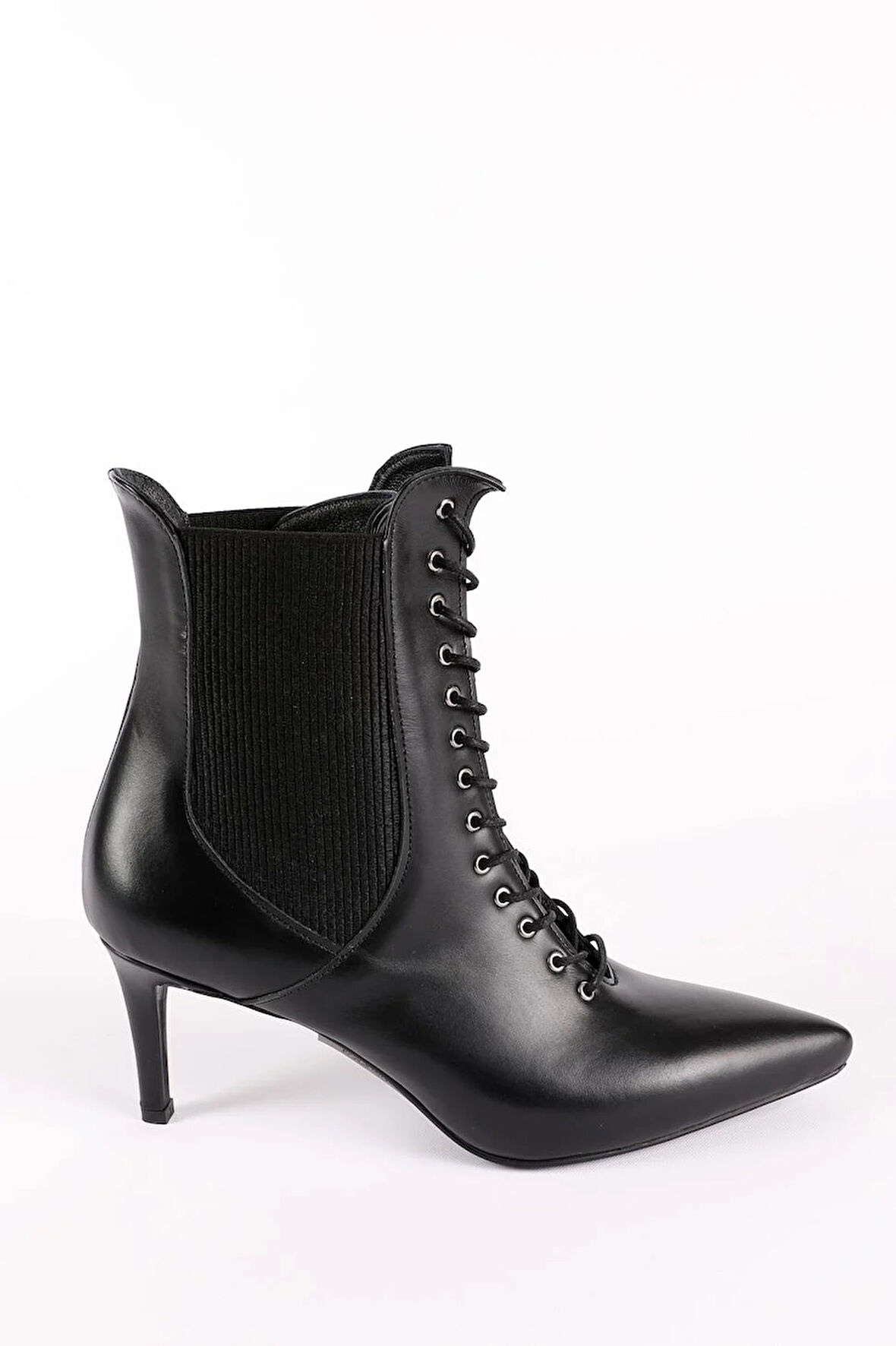 Kadın Hakiki Deri Klasik Bot Siyah