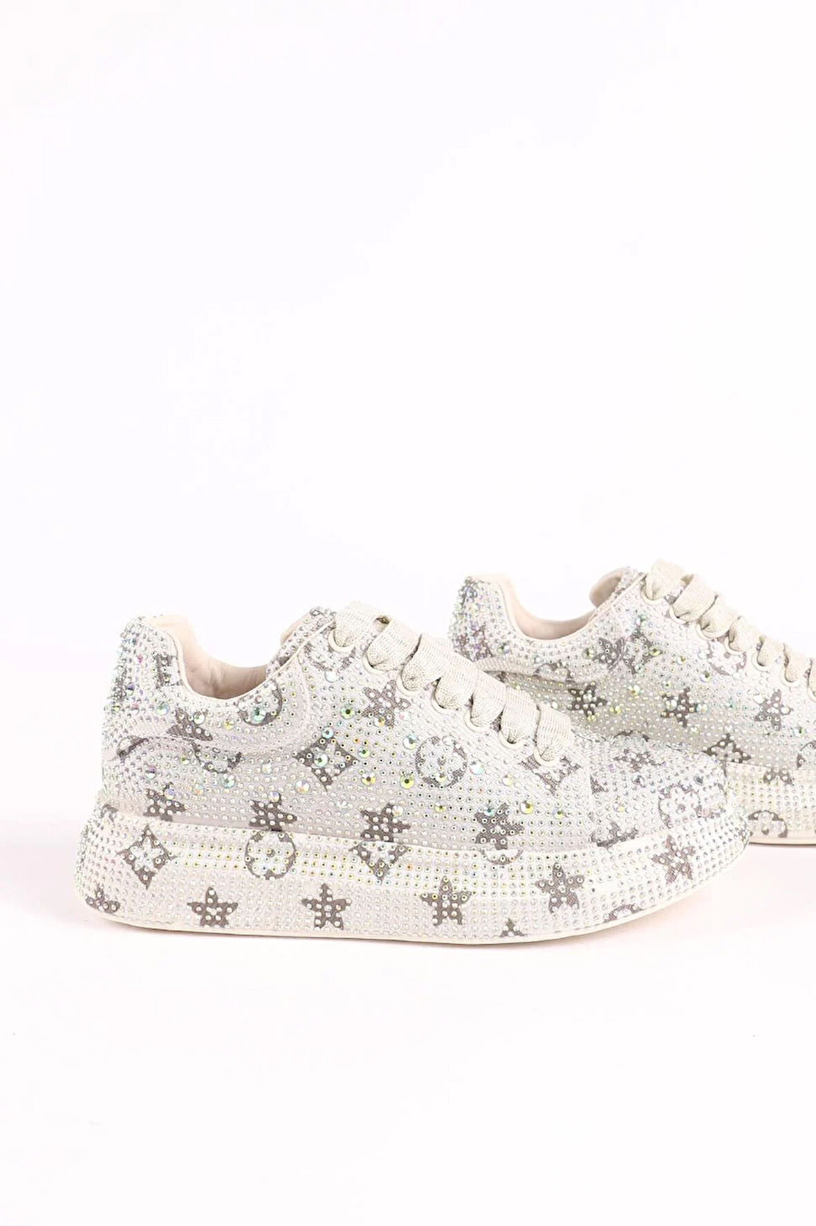 Kadın Bağcıklı Taş Detaylı Sneaker Bej
