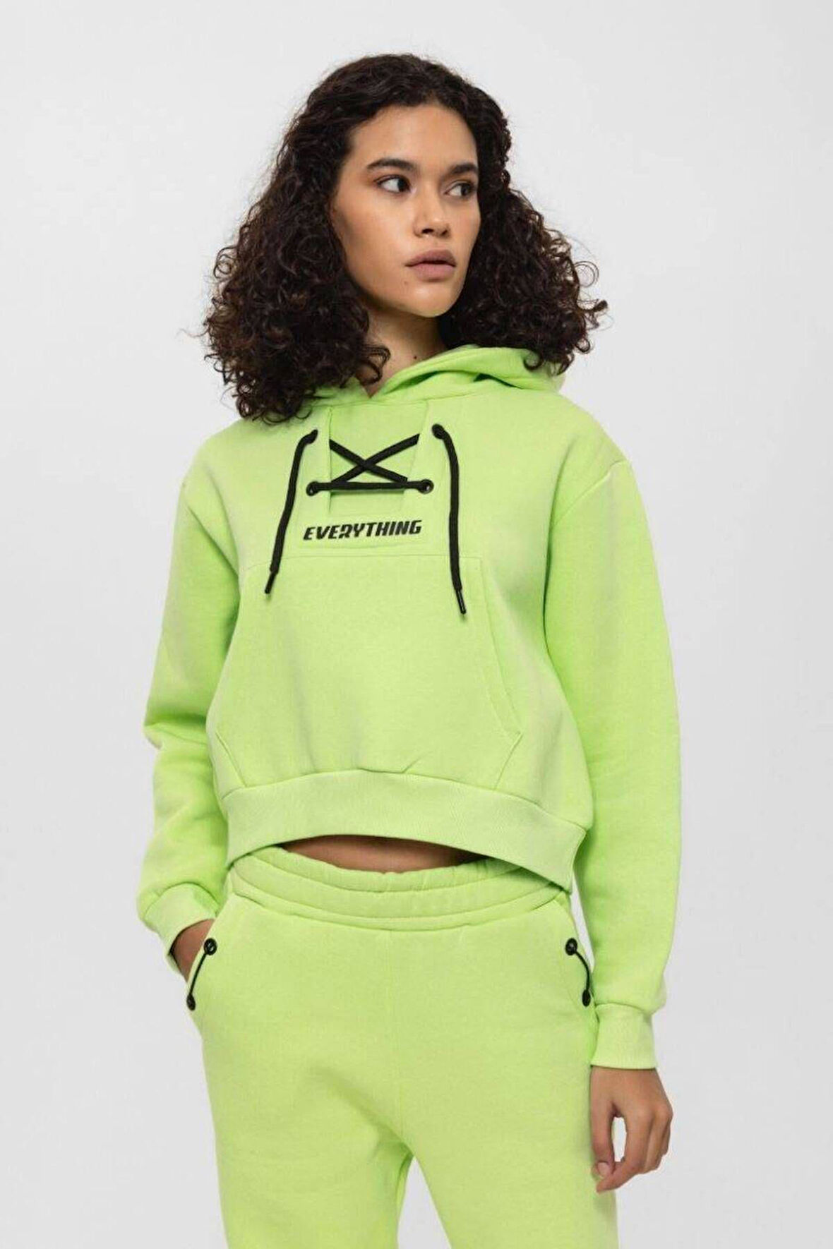 Yeşil Bağcık Yaka Detay Eşofman Takımı