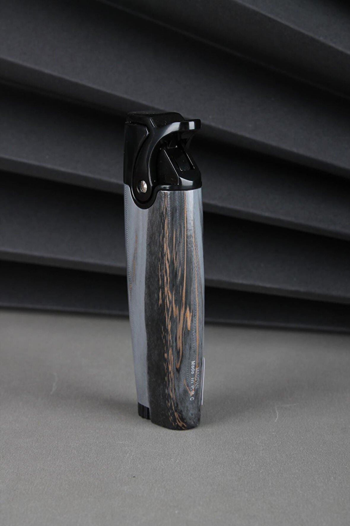 Silvio Monetti Özel Tasarım Gazlı Çakmak Gri 24CSM099MR001