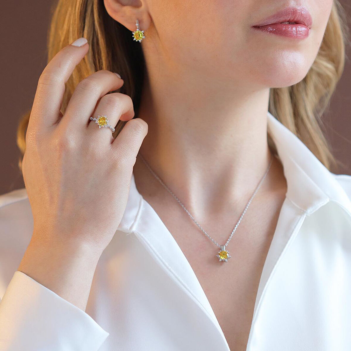 Lotus Çiçeği Sitrin Taşlı Gümüş Set