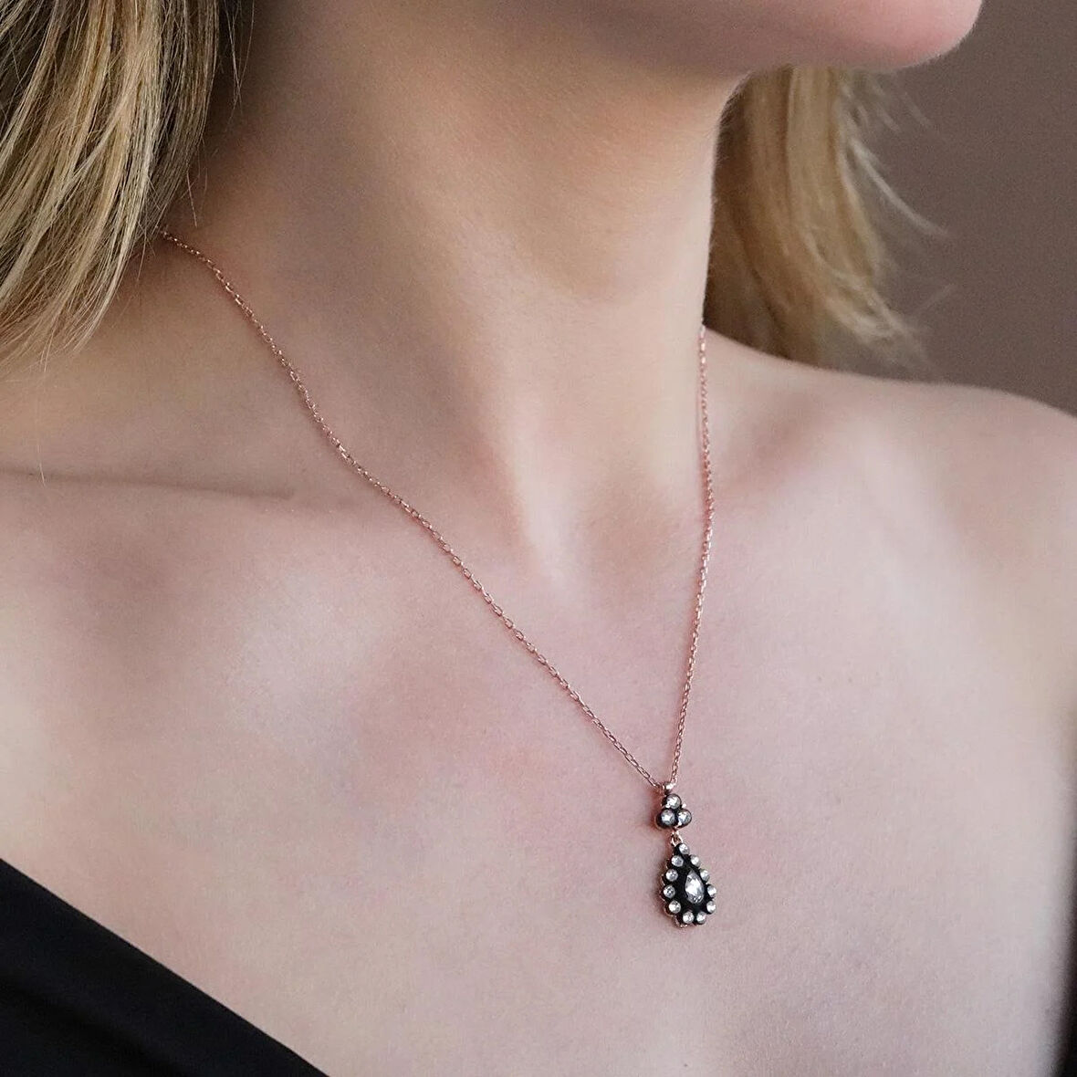 Elmas Montür Zirkon Taşlı Damla Model Rose Gold Kaplama Gümüş Set