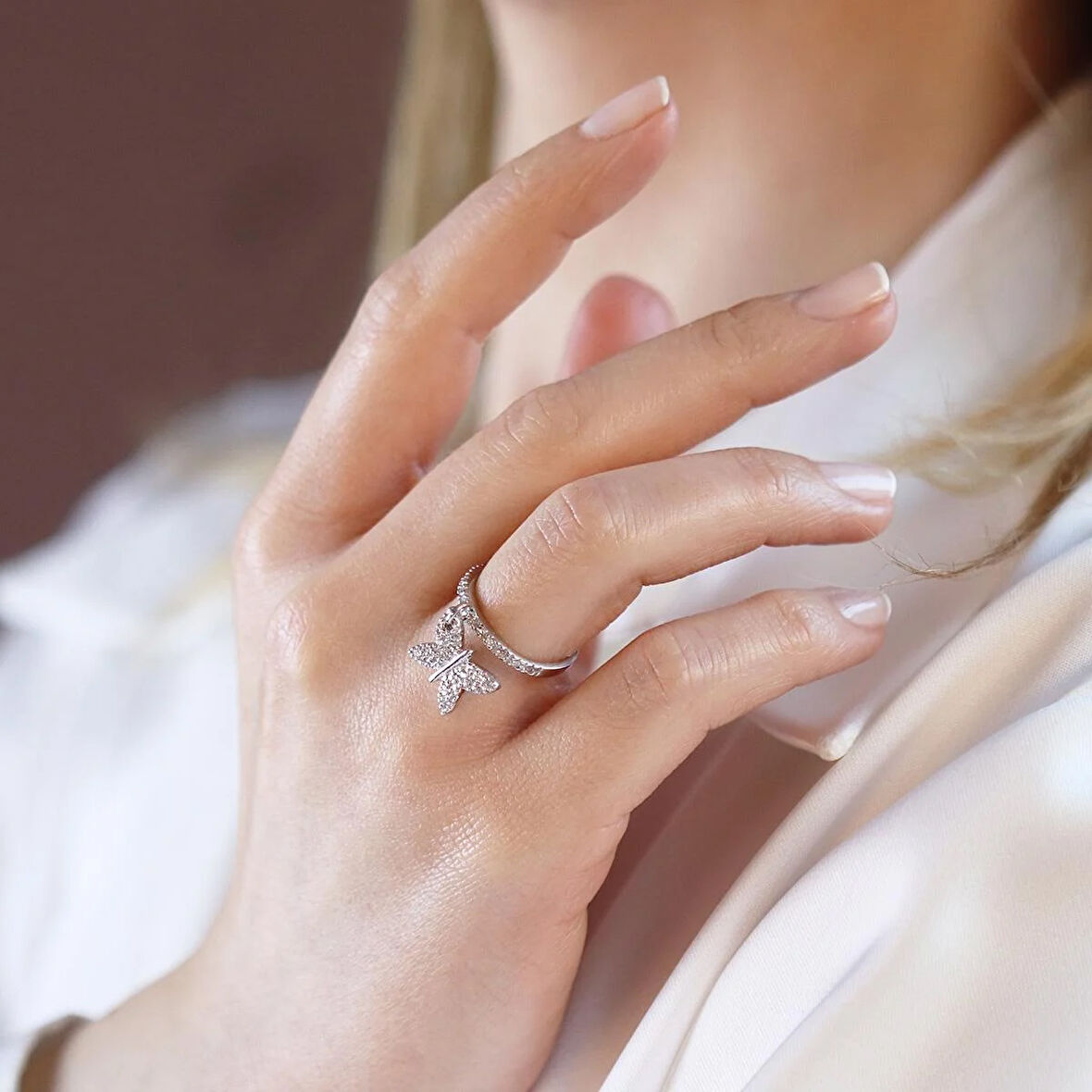 Zirkon Taşlı Hareketli  Kelebek Gümüş Yüzük