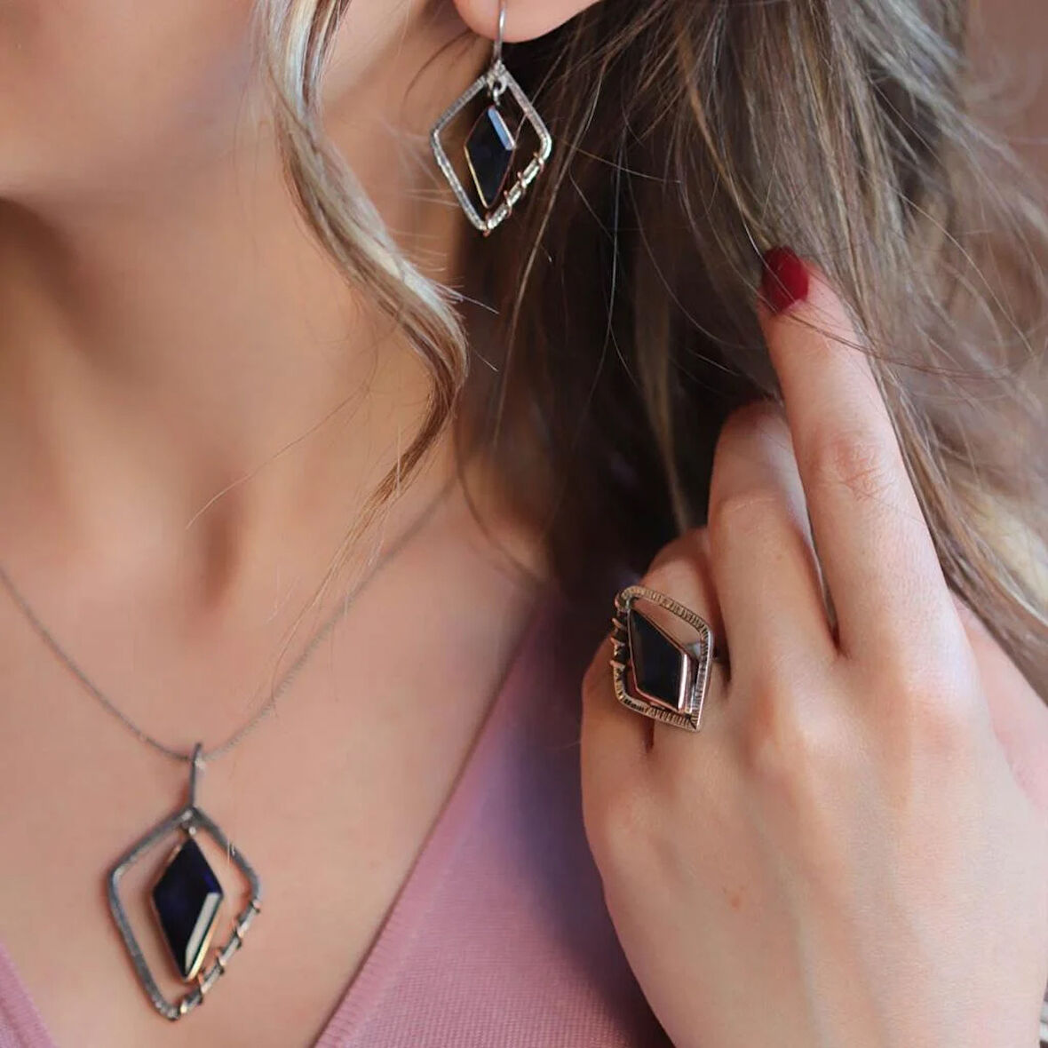 Safir Taşlı Otantik Tasarım Set