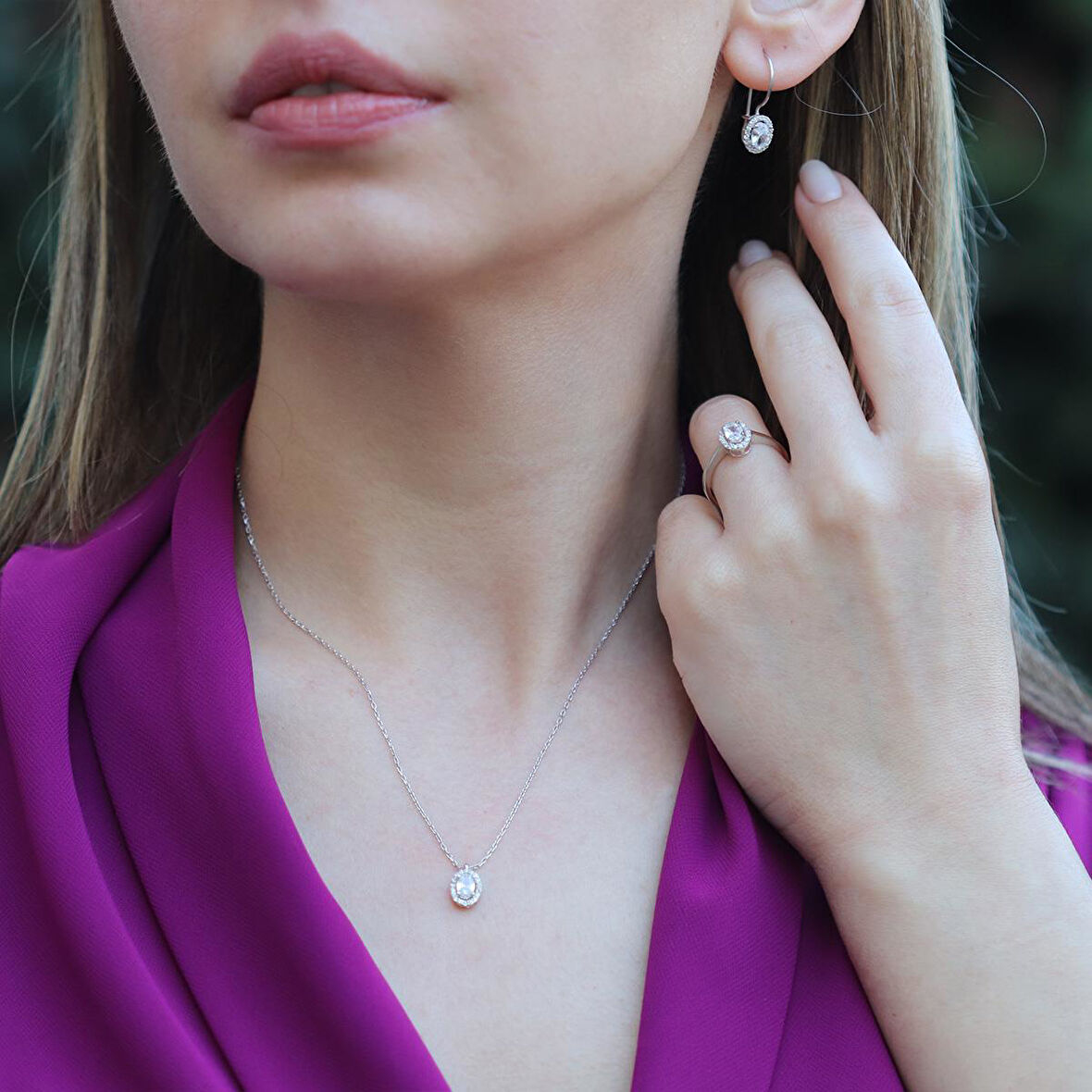 Zirkon Taşlı Mini Oval Montür Gümüş Takım