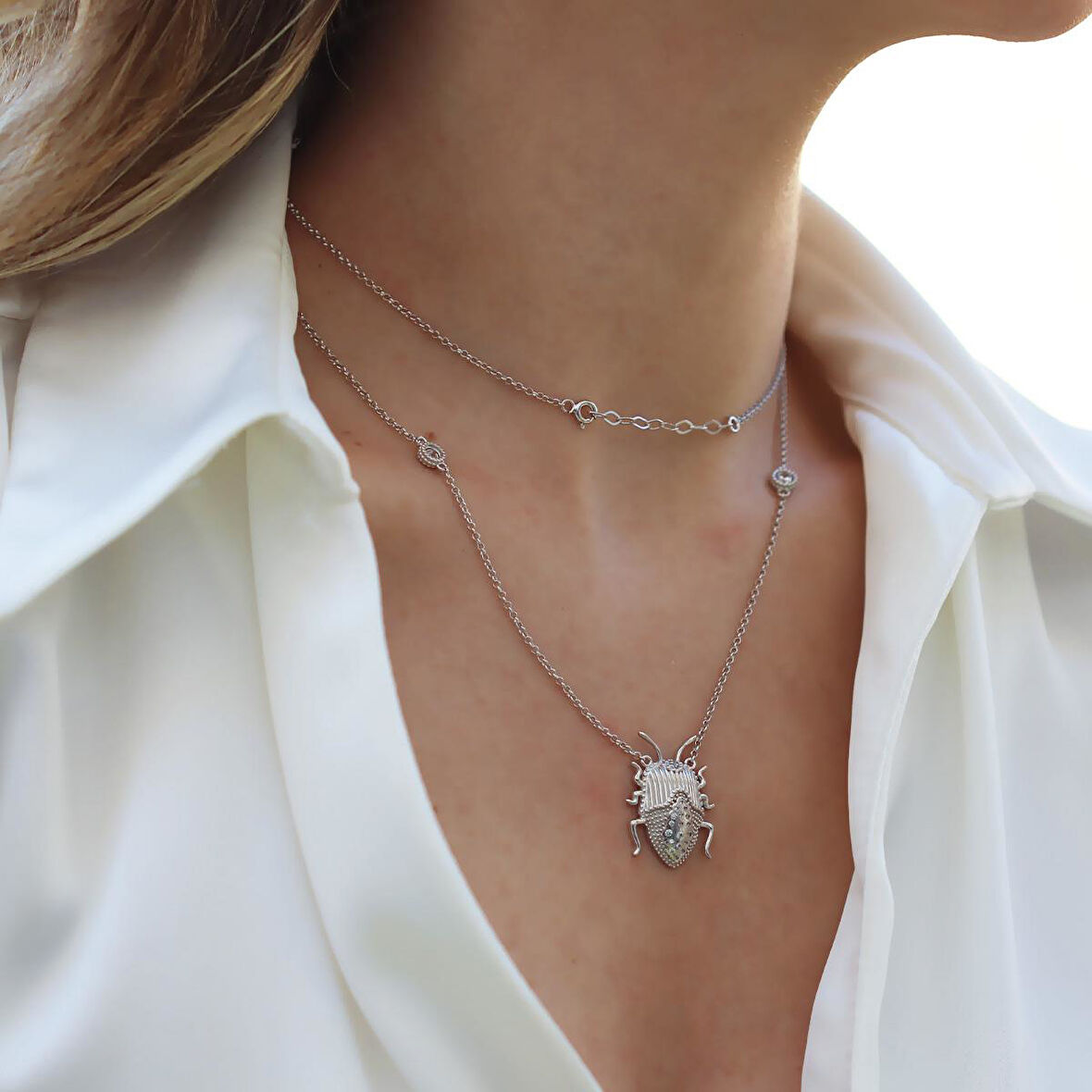 Beetlejuice Zirkon Taşlı Gümüş Kolye