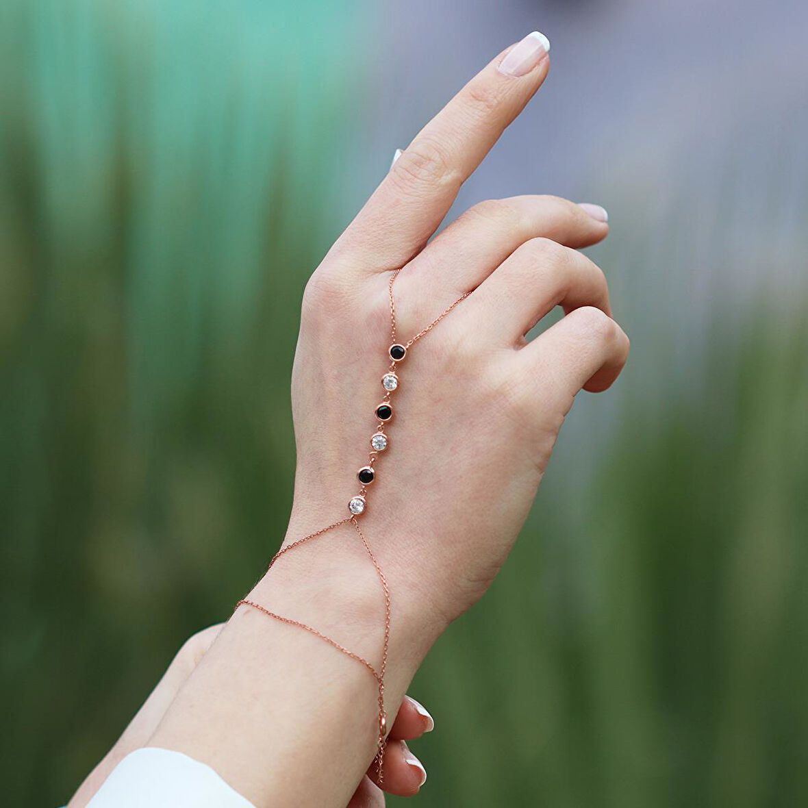 Sıra Zirkon Taşlı Rose Gold Gümüş Şahmeran