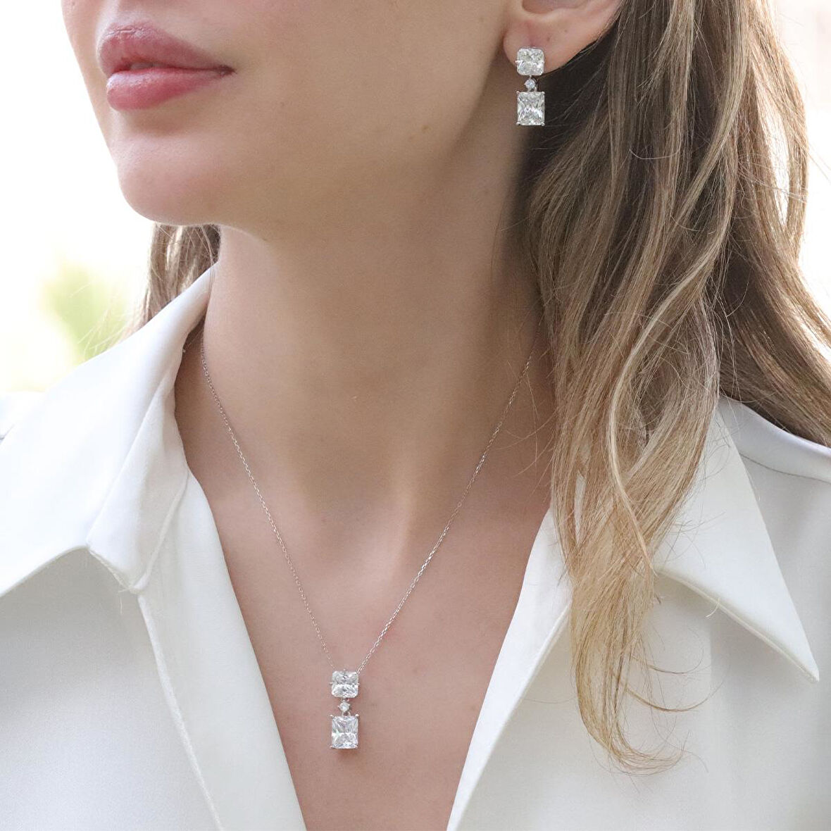 Prenses Kesim Zirkon Taşlı Gümüş Set