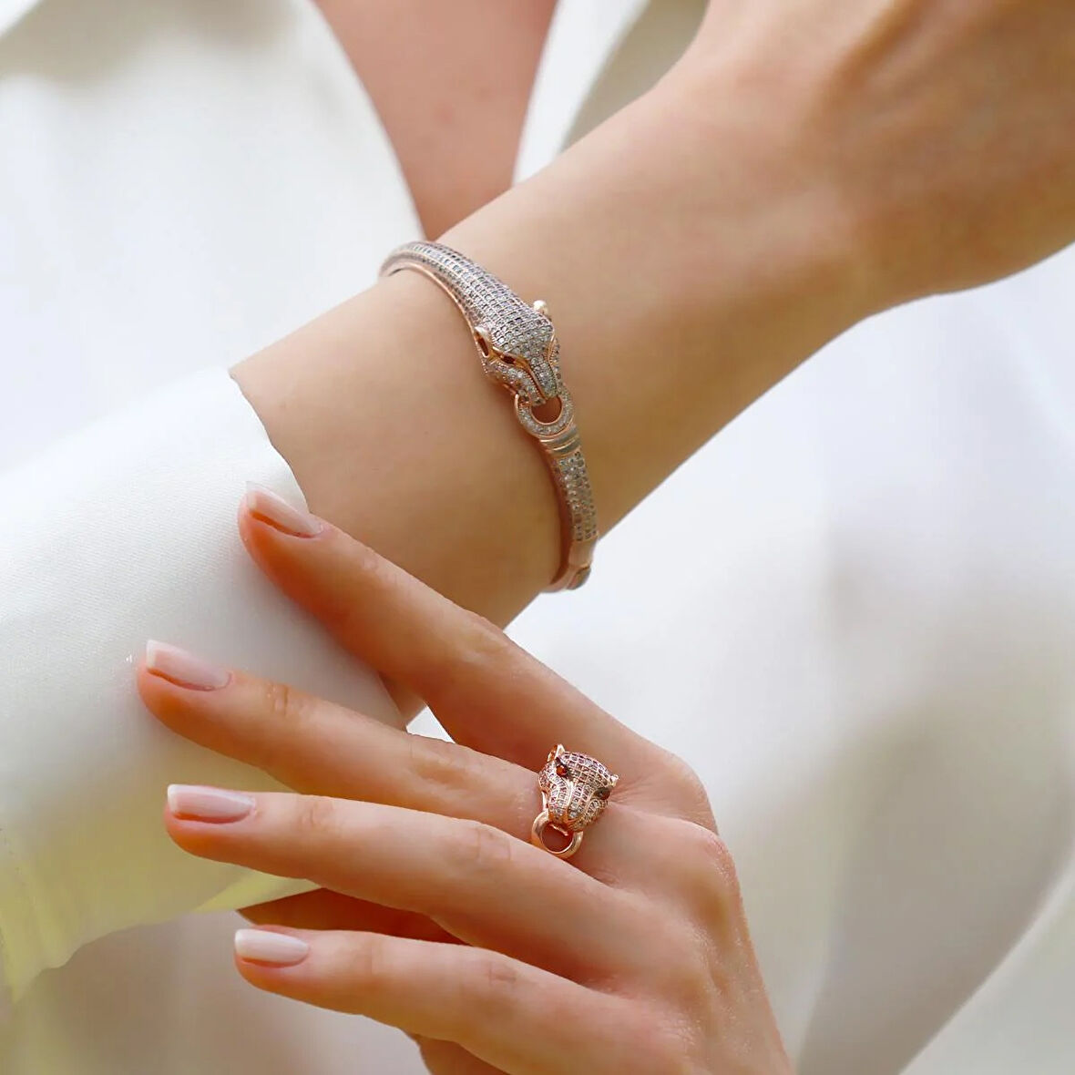 Kaplan Başlı Zirkon Taşlı Rose Gold Gümüş Set