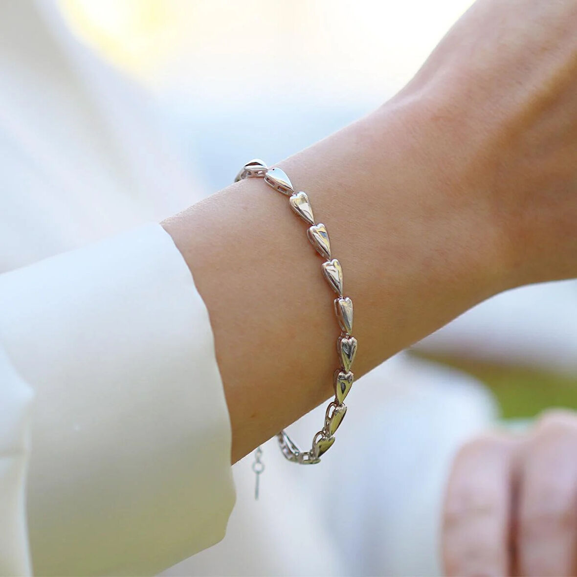 Kalp Taşsız Sıralı Gümüş Bileklik