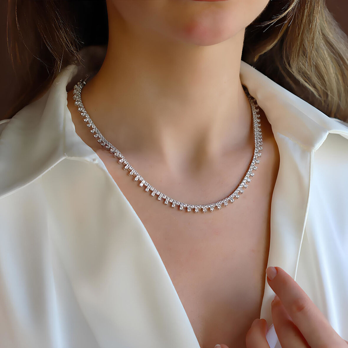 Zirkon Taşlı Su Yolu Gümüş Kolye