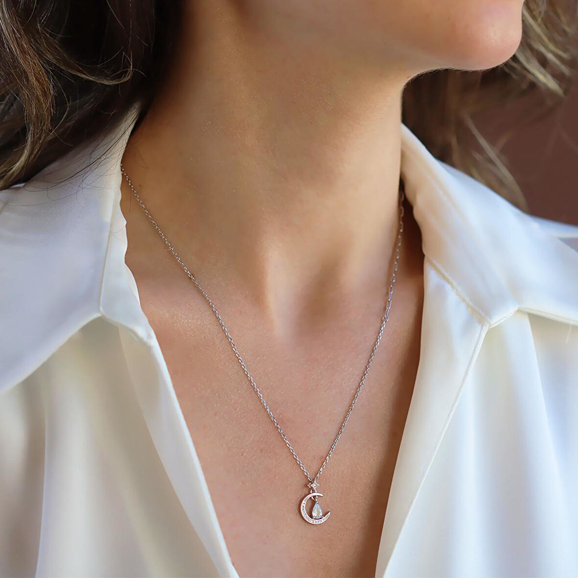 Ay Damla Trend Gümüş Kolye