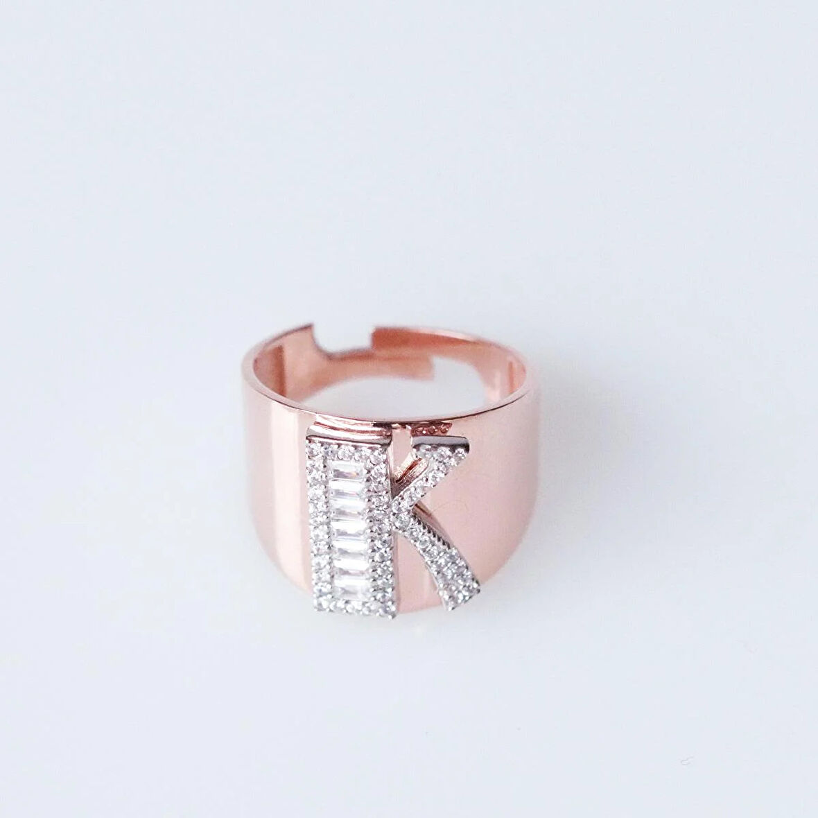 K Harfi Baget Taşlı Rose Gold Kaplama Gümüş Yüzük