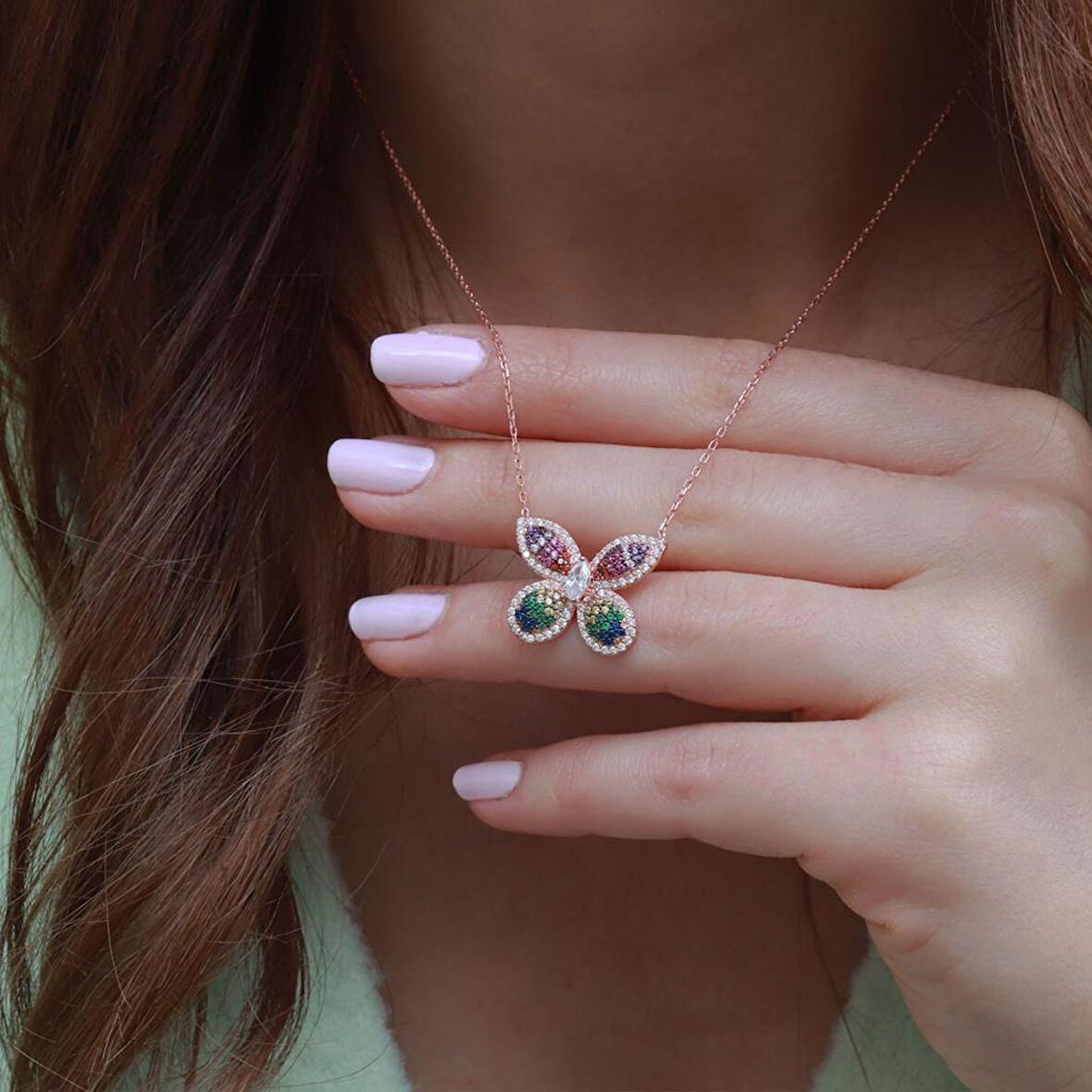 Beyaz Zirkon Taşlı Renkli Kelebek Model Rose Gold Kaplama Gümüş Kolye