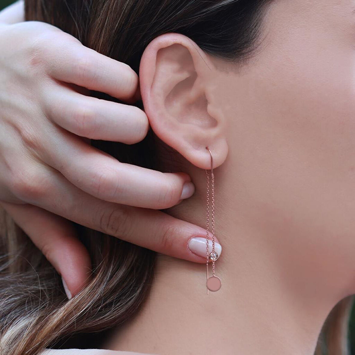 Sallantılı Zirkon Taşlı Rose Gold Kaplama Gümüş Zincir Küpe