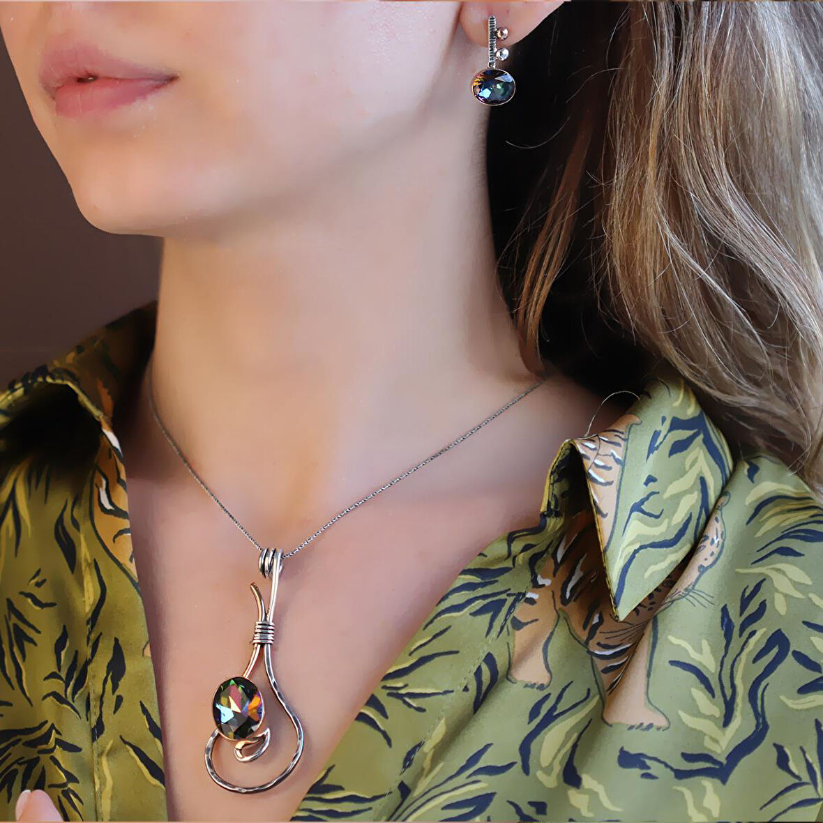 Azotic Topaz Taşlı El İşi Otantik Gümüş Set