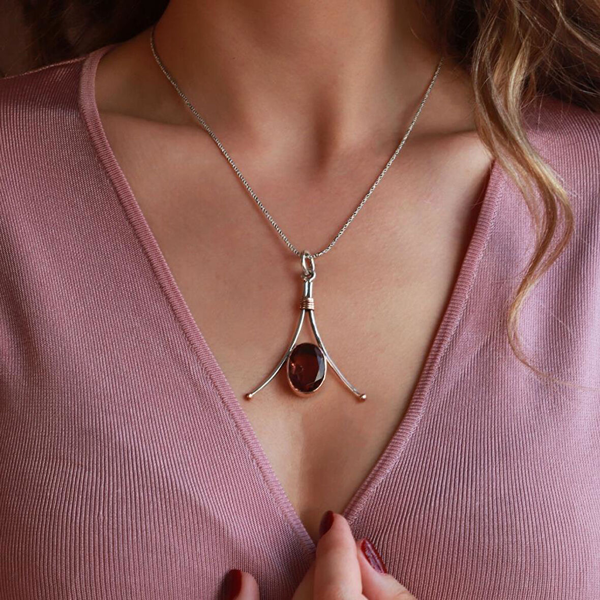 Zultanit Taşlı EL İşi Otantik 952 Ayar Gümüş Kolye