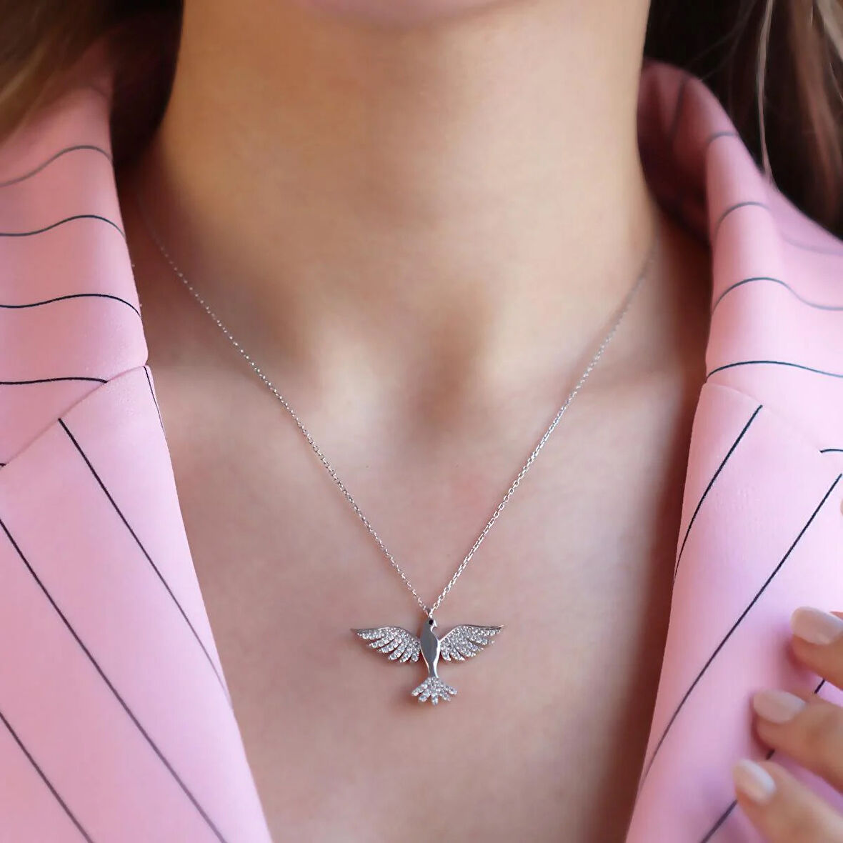 Anka Kuşlu Zirkon Taşlı Gümüş Kolye