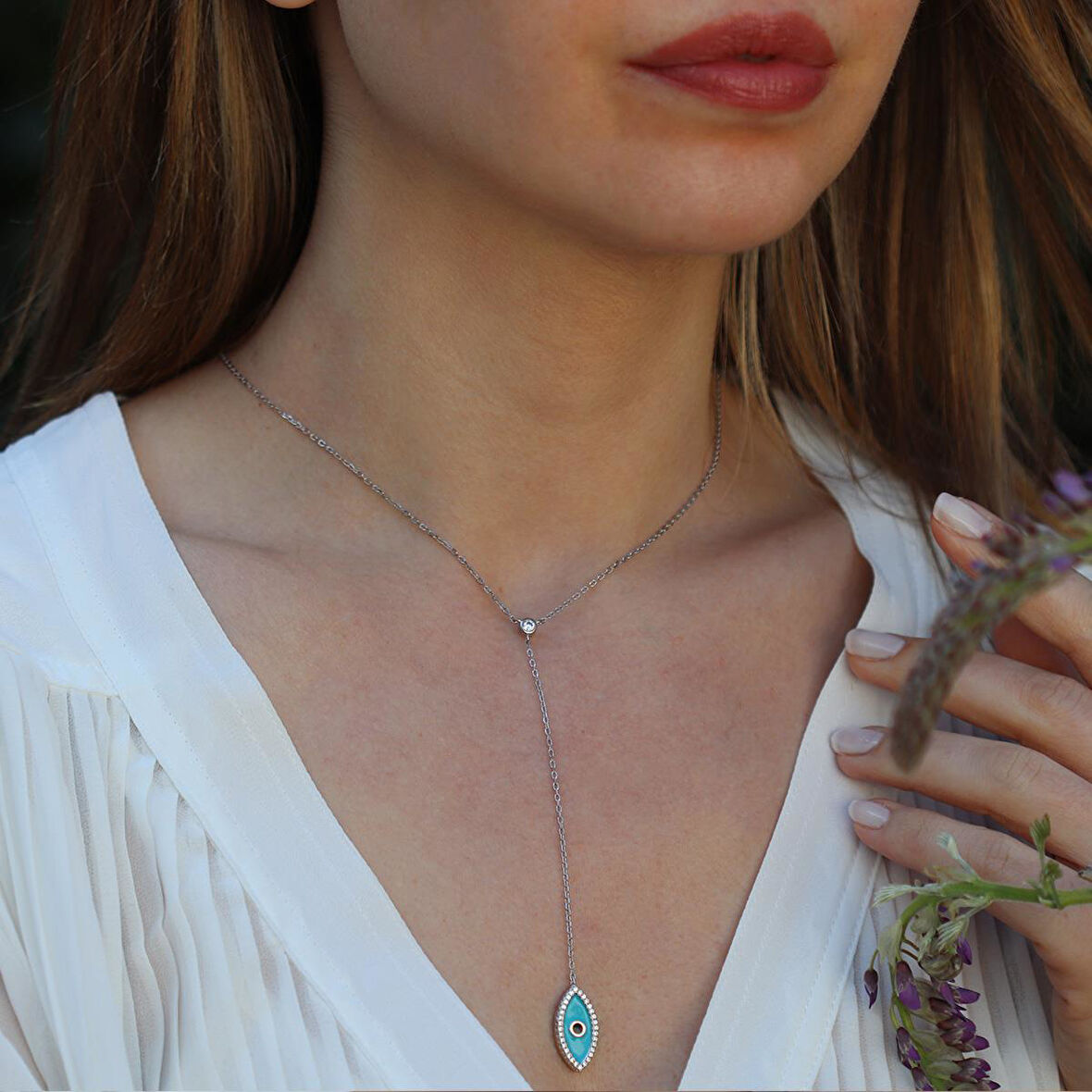 Mine İşli Göz Figürlü Gümüş Kolye