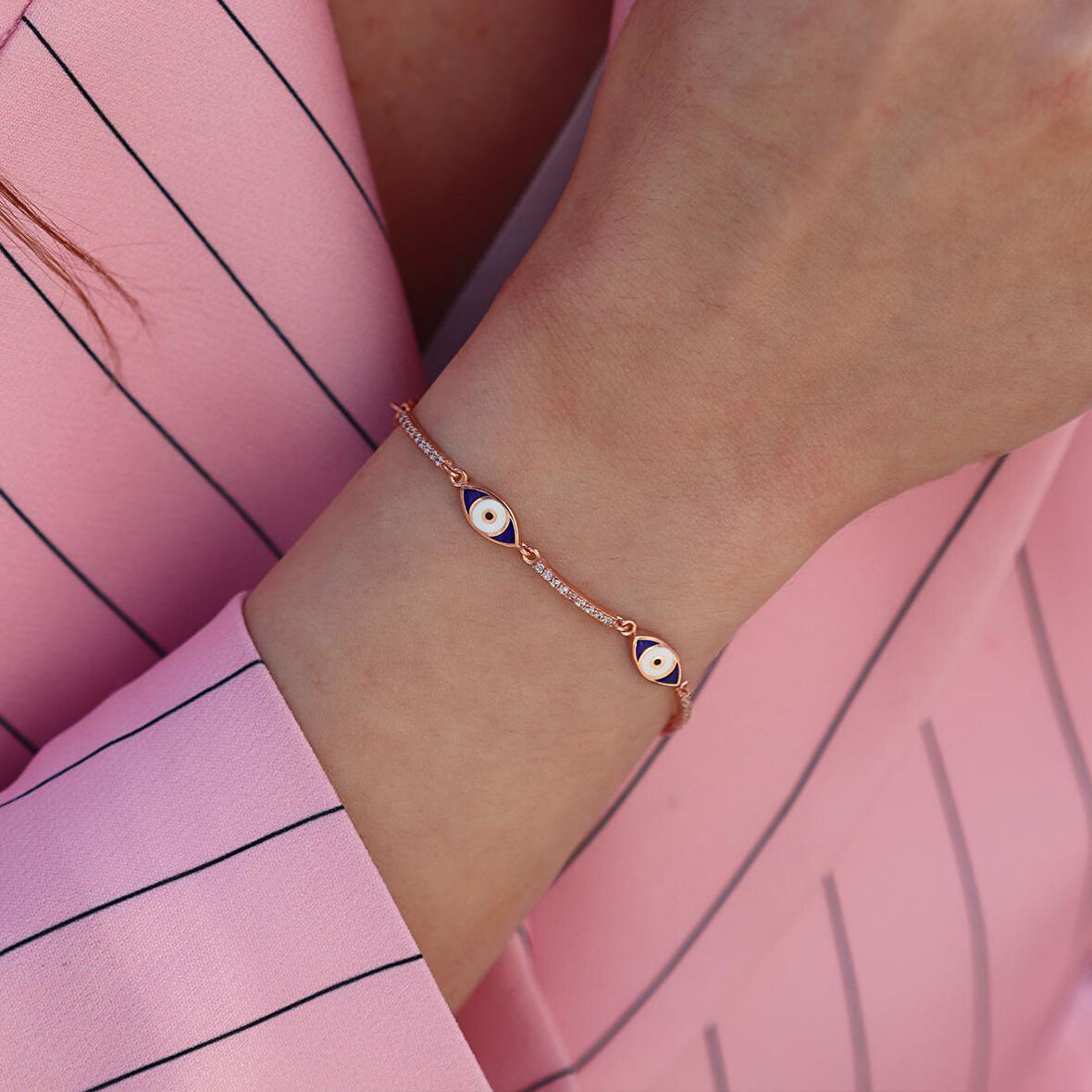 Zirkon Taşlı Lacivert Mine İşli Göz Modeli Rose Gold Kaplama Gümüş Bileklik