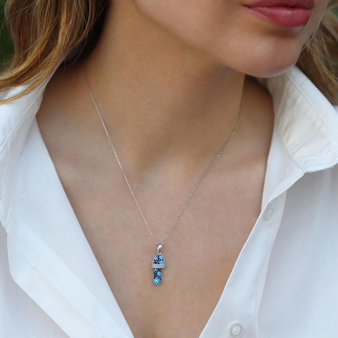 Nazar Boncuklu Terlik Gümüş Kolye