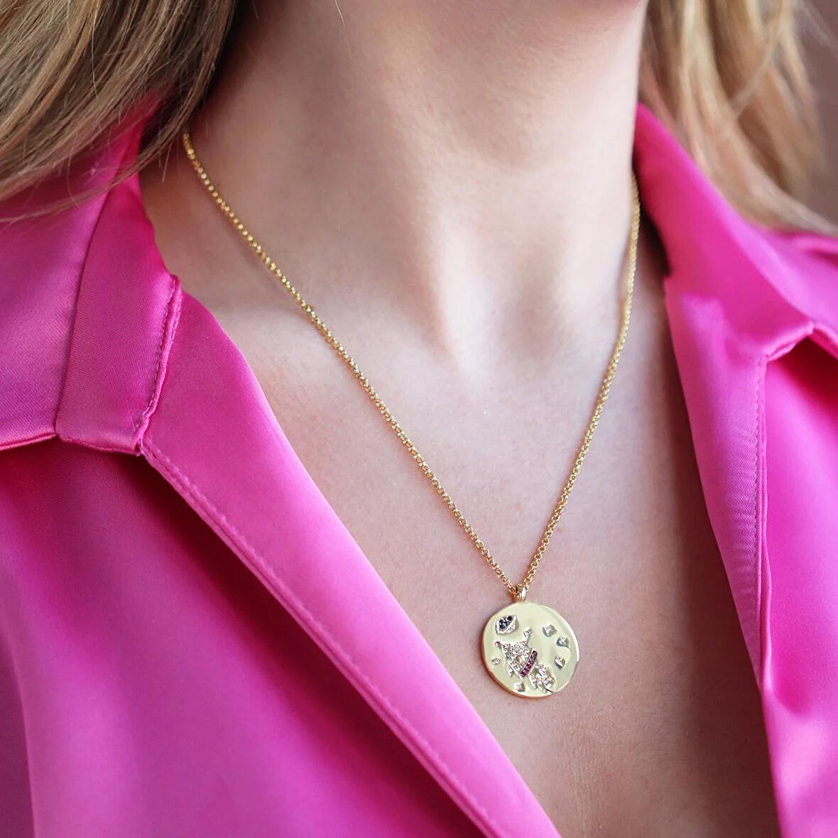 Gezegen ve Astronot Apm Modeli Gold Kaplama Gümüş Kolye