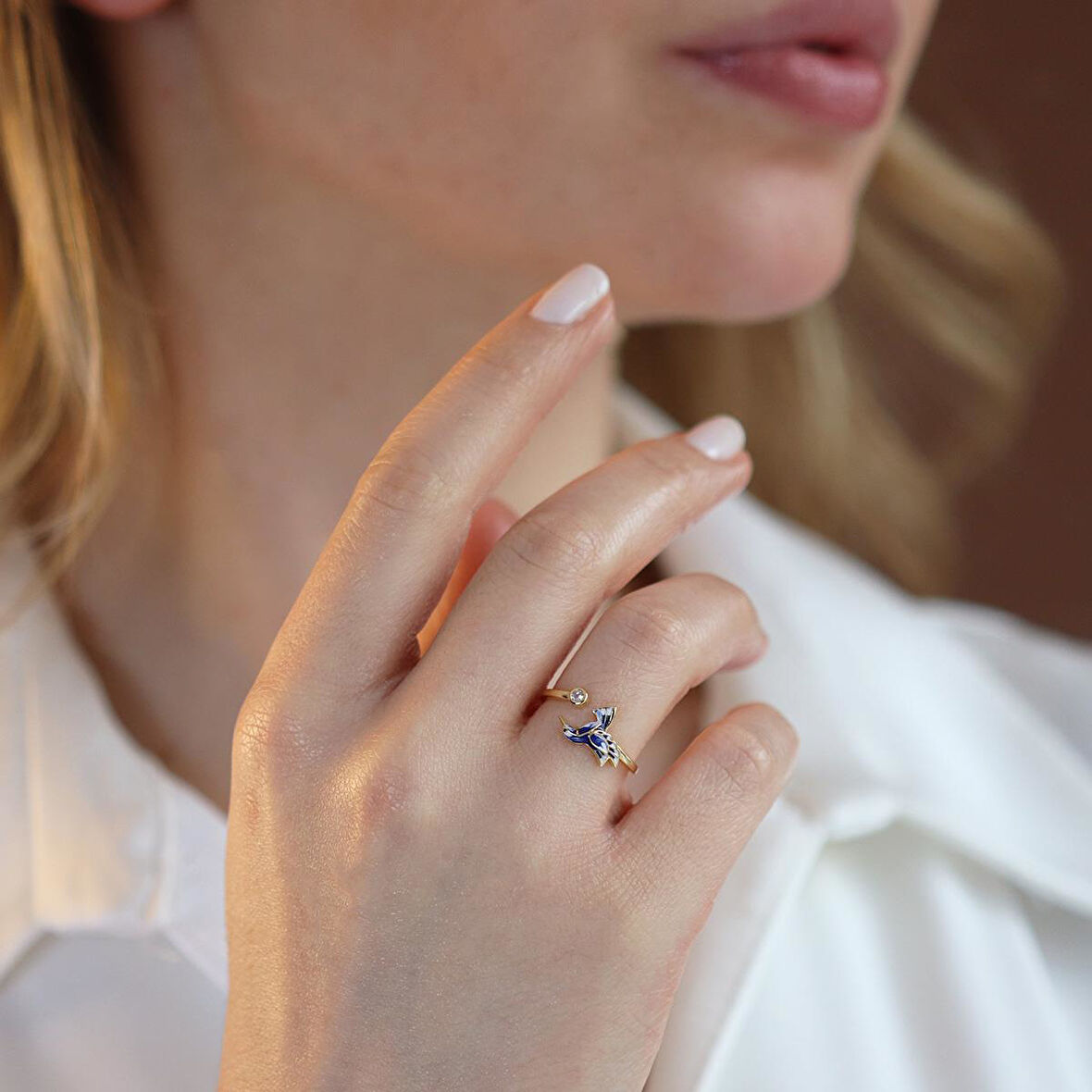 Totem Kuşu Lacivert Mine İşli Gold Kaplama Gümüş Yüzük