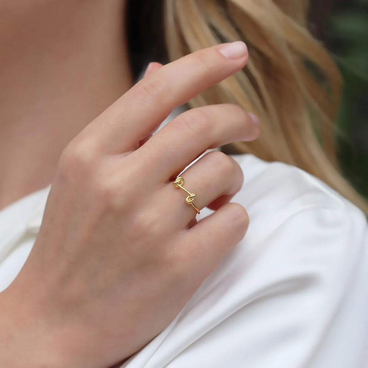 Çift Düğümlü Gold Kaplama Minimal Yüzük