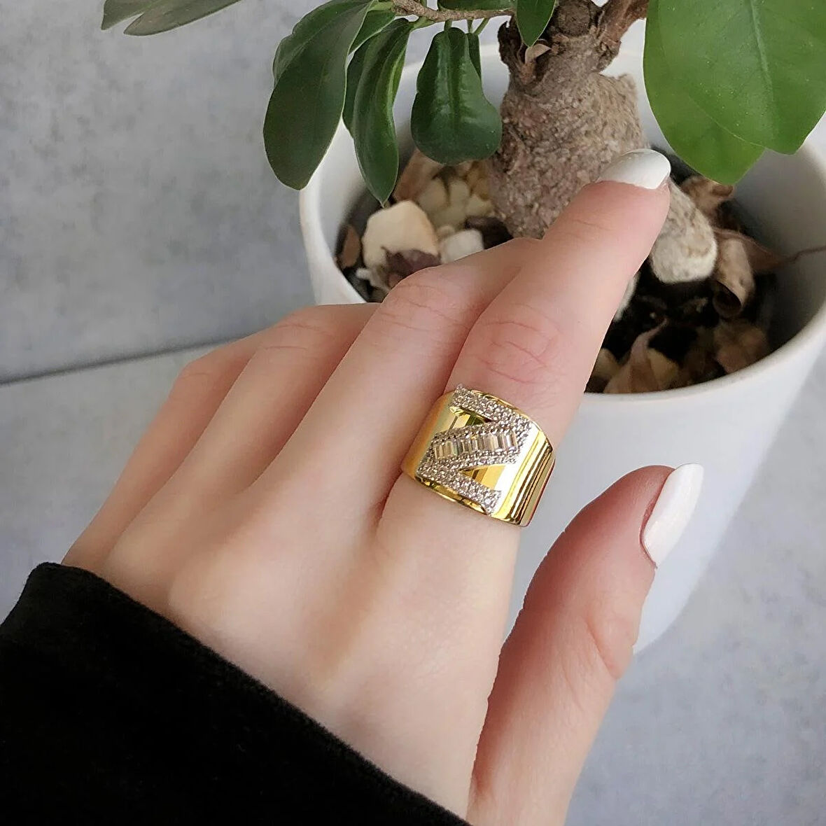 Z Harfi Baget Taşlı Gold Kaplama Gümüş Yüzük