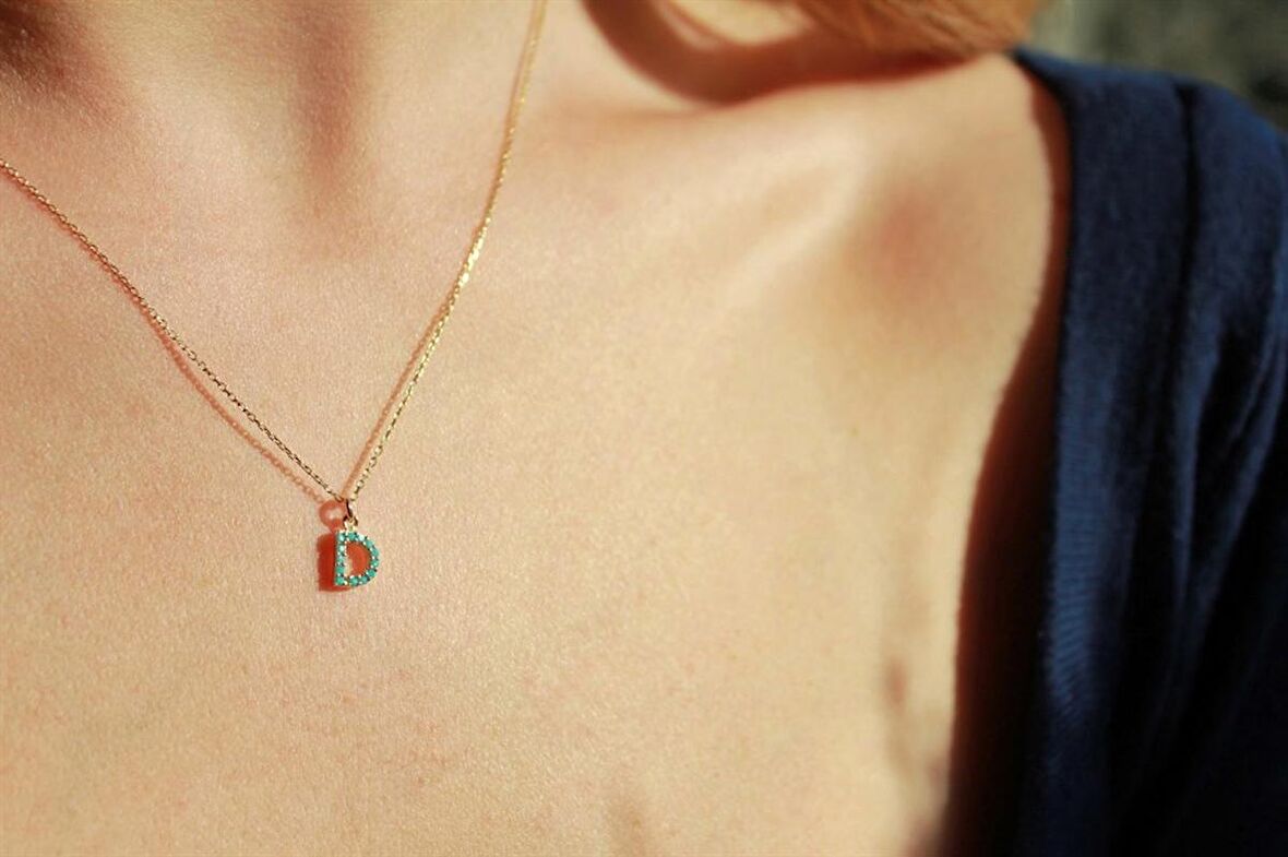 925 Ayar Gümüş Harf Kolye-0.18 Ct Pırlanta Harf Firuze Taşlı Modern Kolye-925 Ayar Hediye Gümüş Kolye