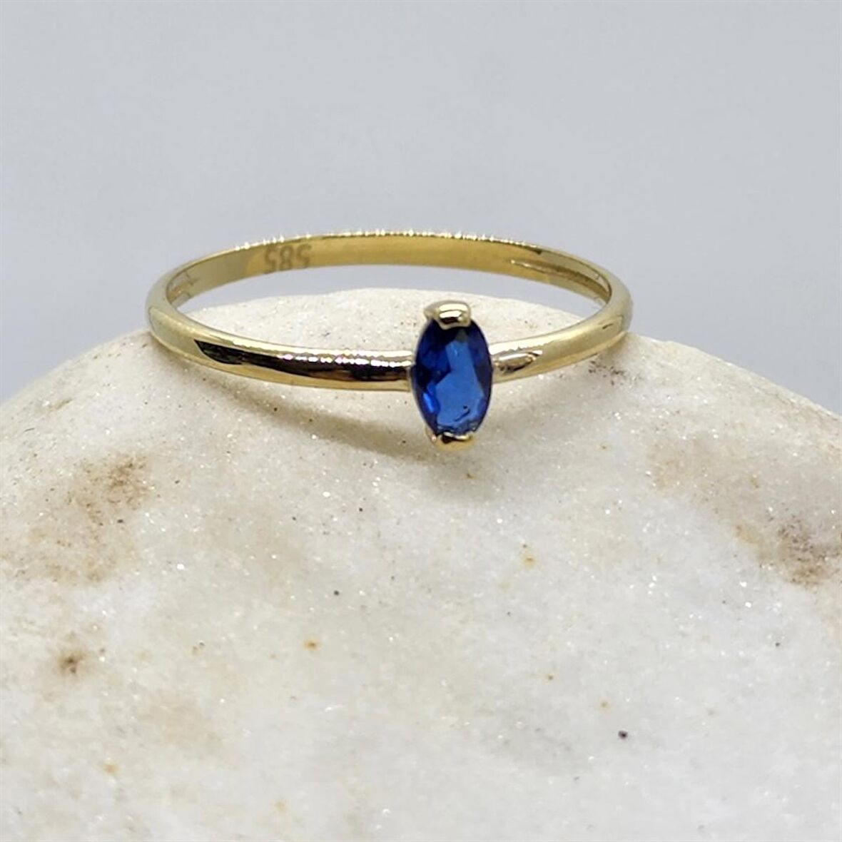 0,40CT Safir Tektaş Altın Yüzük-Safir Tektaş Kadın Altın Yüzük-14 Ayar Altın Yüzük-Tasarım Yüzük