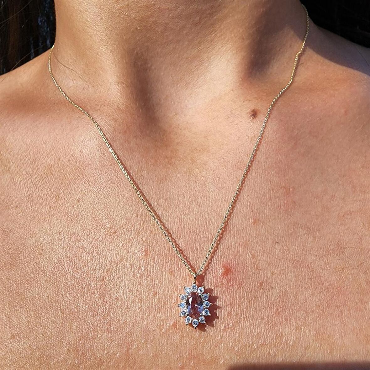 0,95 CT Sultanayt 0,25 CT Pırlanta (Signity) Taşlı Anturajlı Vintage 925 Ayar Gümüş Tasarım Kolye