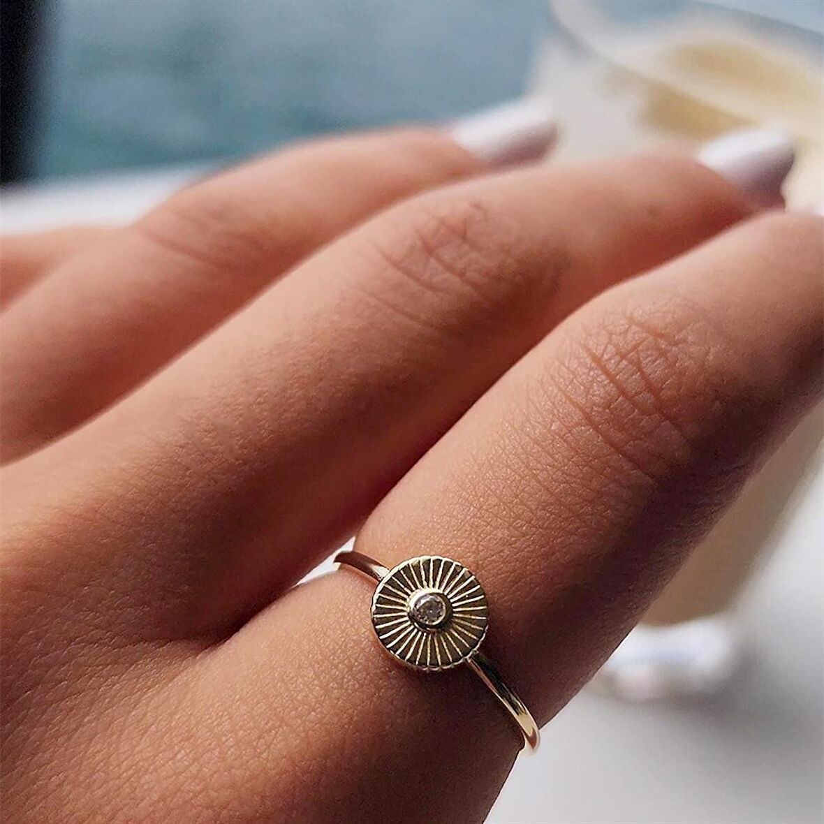Güneş Işıltı Yüzük 0.10 Karat Signity Swarovski Taşlı Pırlanta Montörü 14 Ayar Altın Yüzük