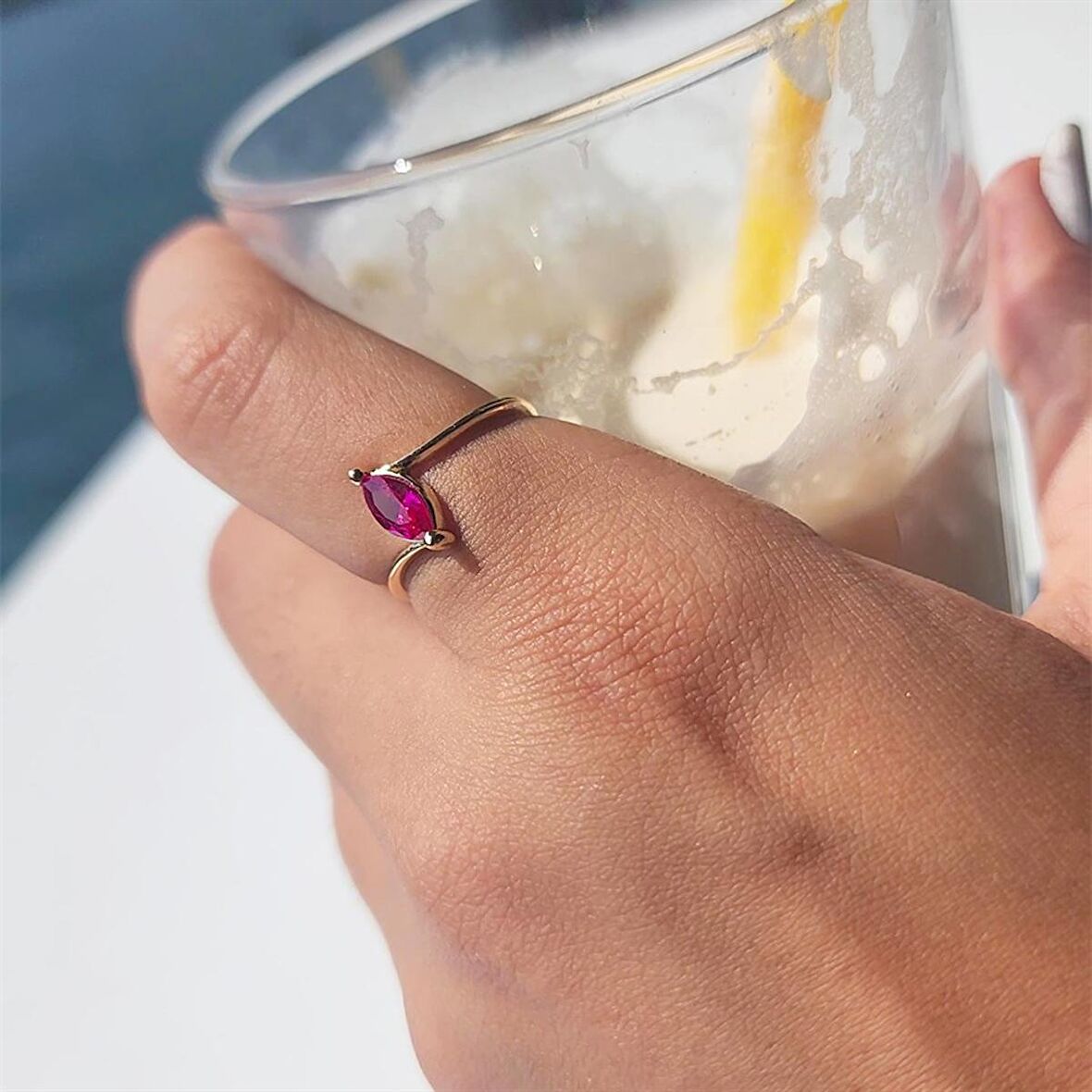 0.60 Karat Mekik Ruby Taşlı Es Pırlanta Montörü 14 Ayar Altın Evlilik Teklifi Yüzüğü