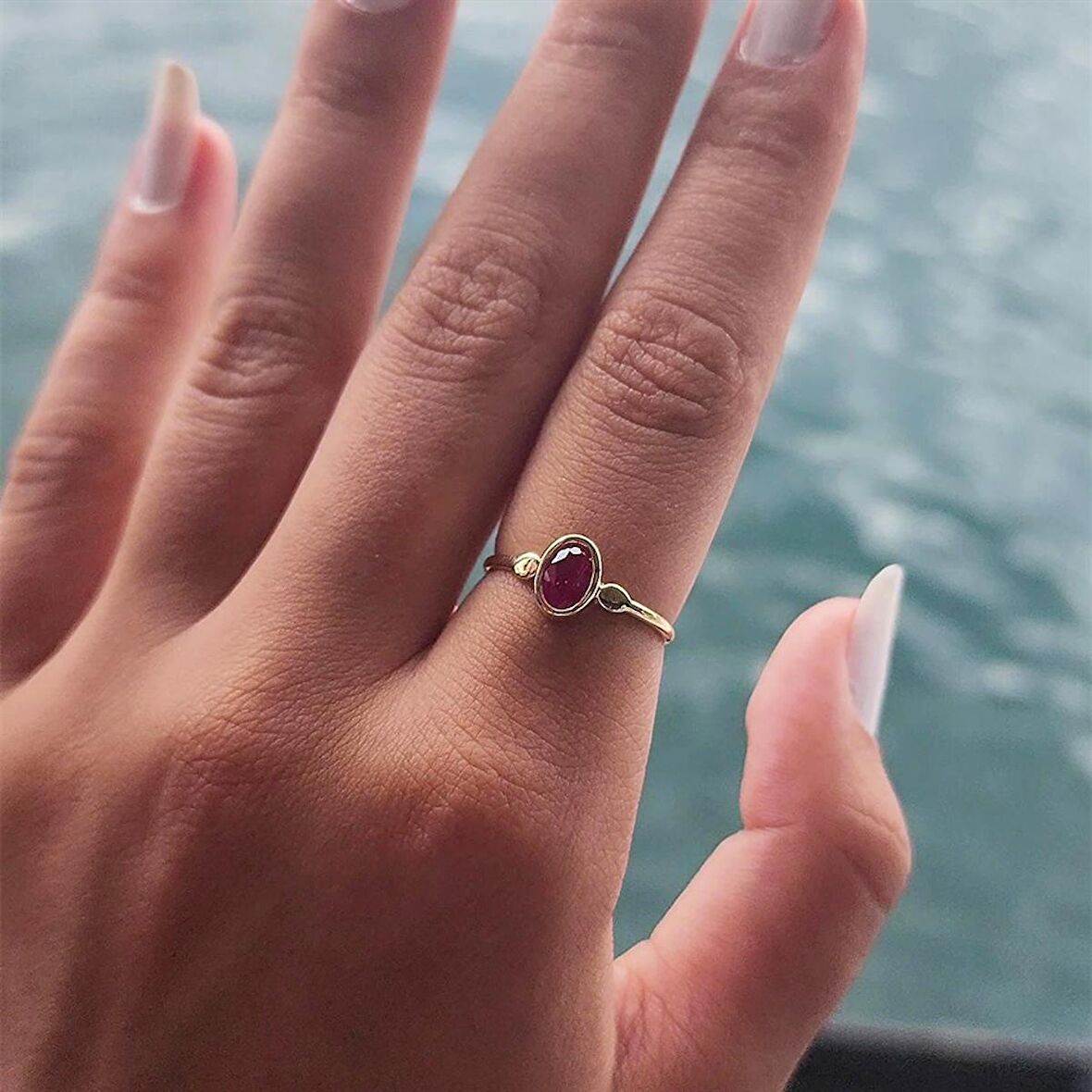 Ruby Taşlı Tek Taş Evlilik Teklifi Yüzüğü-0.90 Karat Kristal Opal 14 Ayar Altın Yüzük