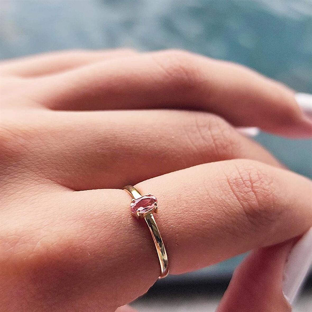 0.30 Karat Sultanayt Oval Taşlı 14 Ayar Altın Yüzük