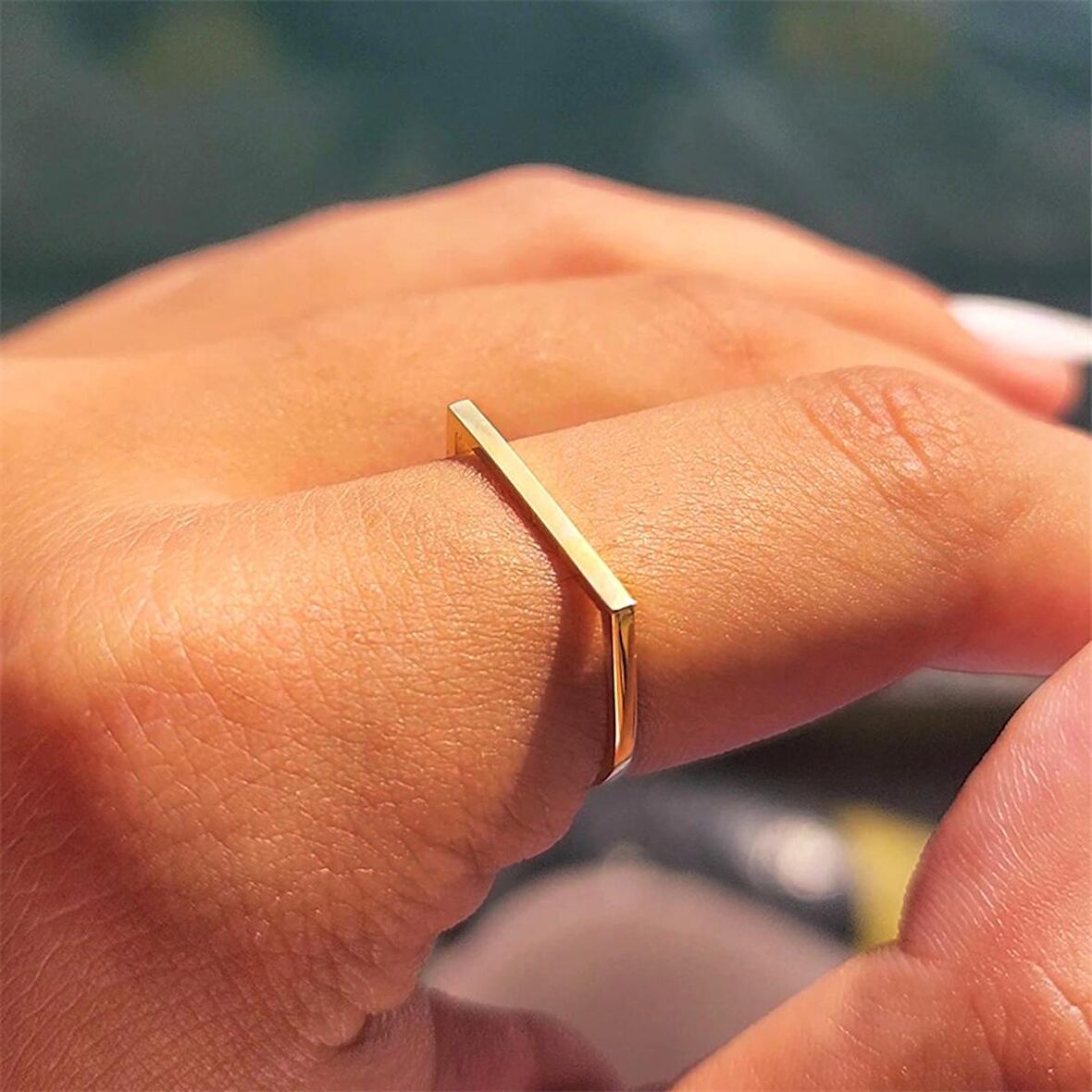 Çizgi Modern Tasarım Minimal 14 Ayar Altın Yüzük