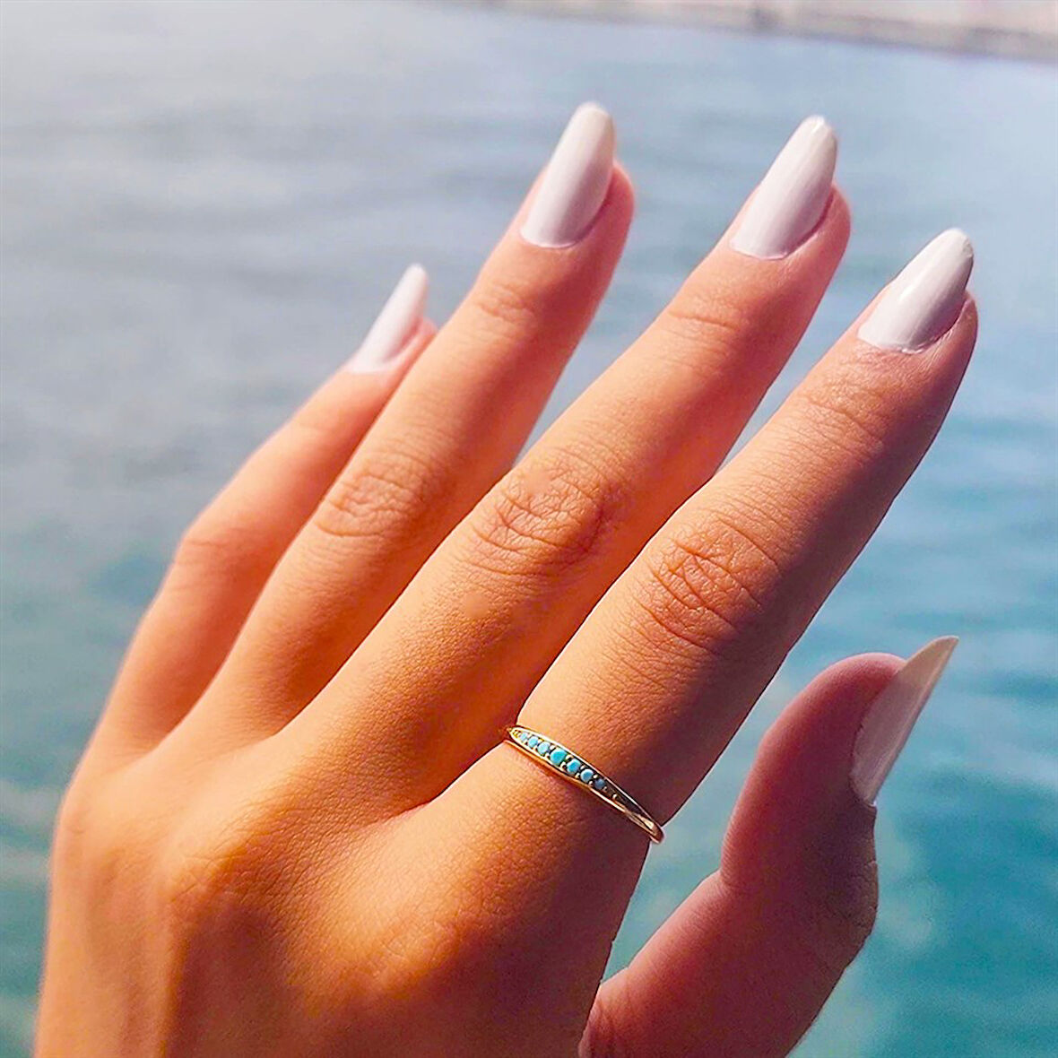 Gümüş Yüzük - Minimal Badem Firuze Sıra Taşlı 925 Ayar Gümüş Alyans