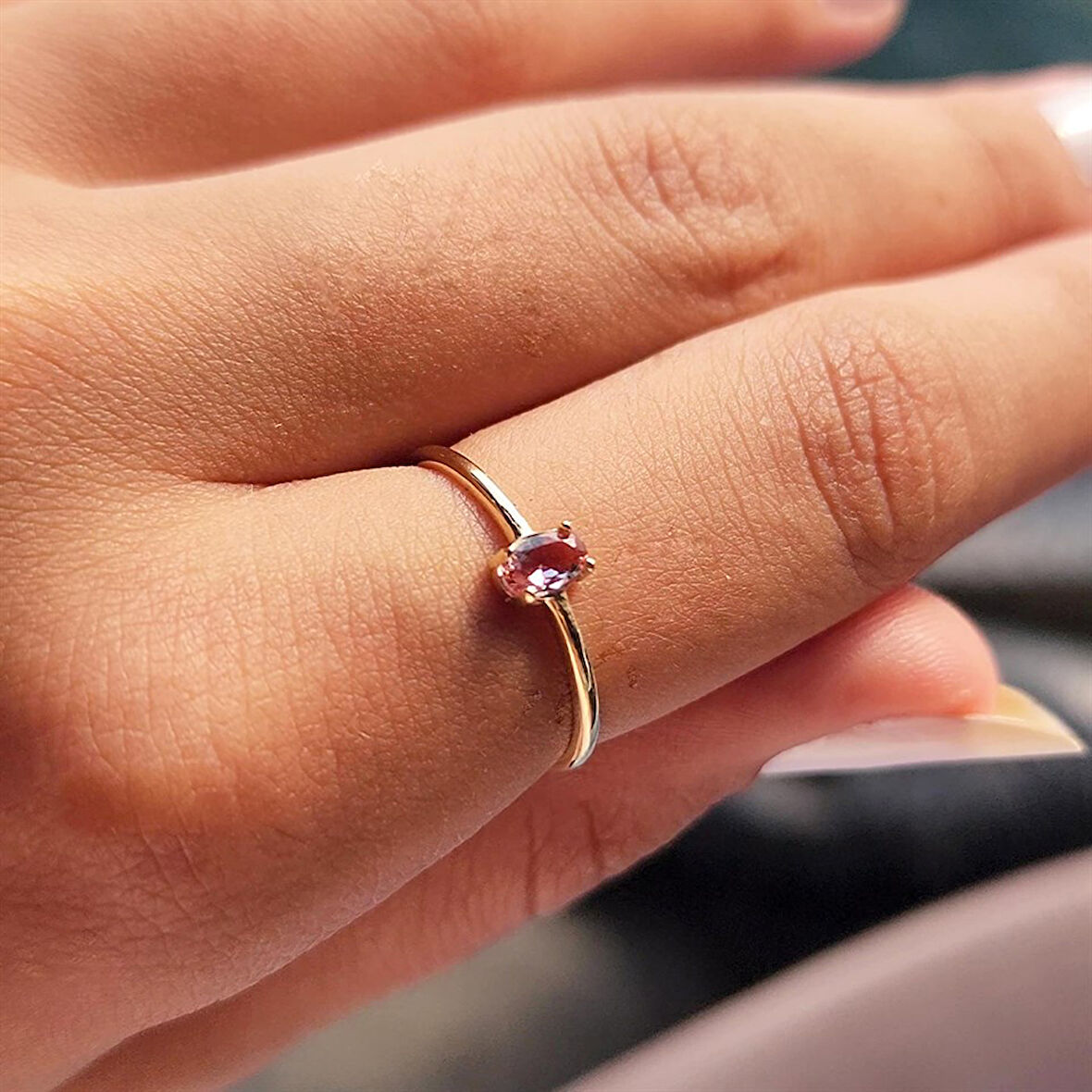 Gümüş Yüzük - İtalyan Kol 0.30 Karat Zultanit Taşlı Tek Taş Yüzük-Sultanayt 925 Ayar Gümüş Yüzük