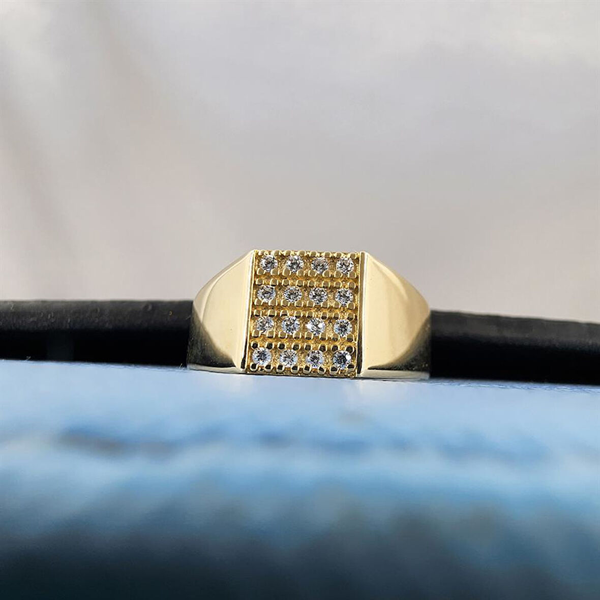 Gümüş Yüzük - Şövalye Modern Tasarım Gümüş Yüzük-Mikro Mıhlama Tasarım Şövalye 925 Ayar Gümüş Yüzük