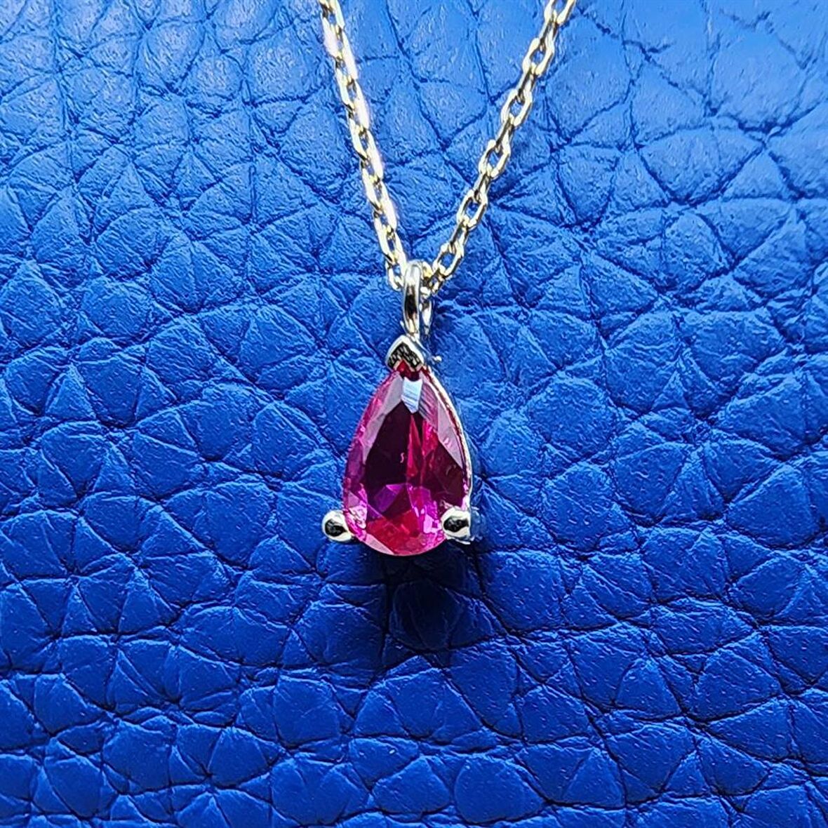 0.25 Karat Ruby Pırlanta Montürü Nano Has Taşlı Hediye 925 Ayar Gümüş Kolye
