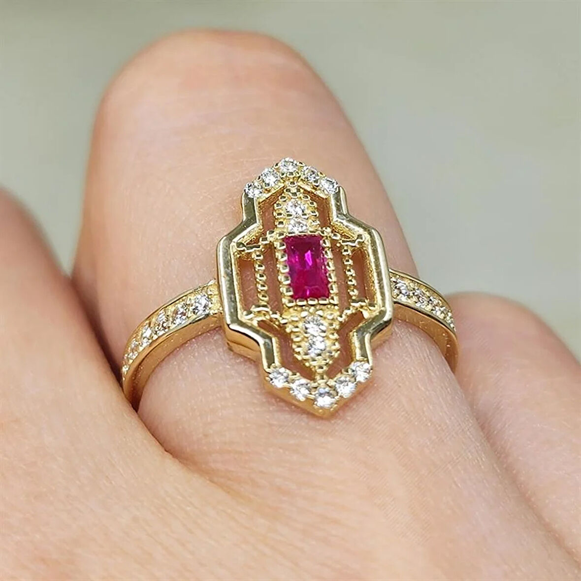 Gümüş Yüzük - Vintage Baget Ruby Taşlı Gündelik Gözde Tasarım Hediye 925 Ayar Gümüş Yüzük