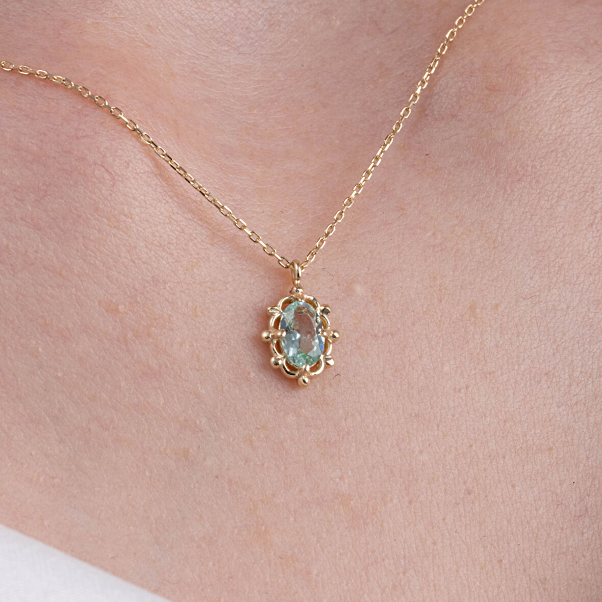 Vintage Tasarım Green Topaz (Su Yeşili) Taşlı 925 Ayar Gümüş Kolye
