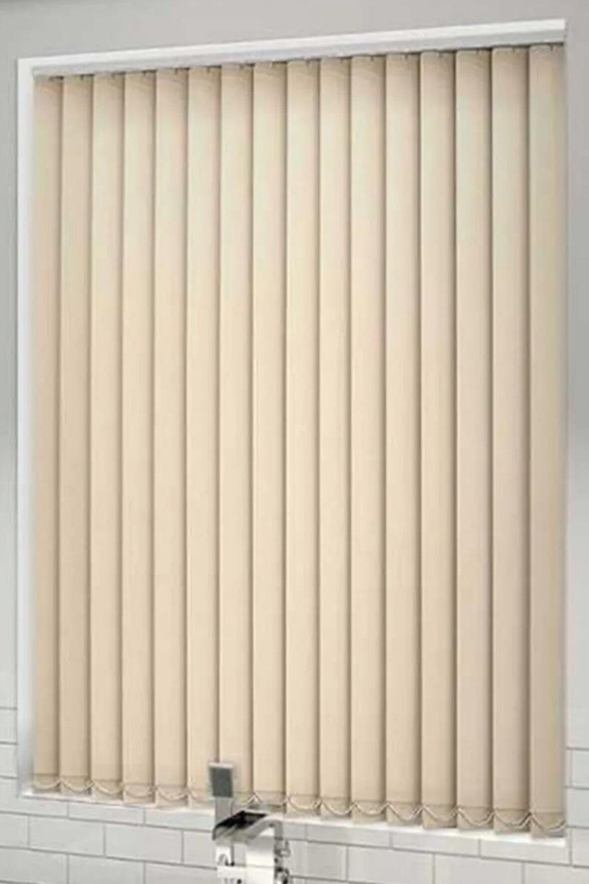 Krem Pvc Dikey Perde  Döndürülebilen Tam Açık Ya Da Tam Kapalı  Pvc Dikey