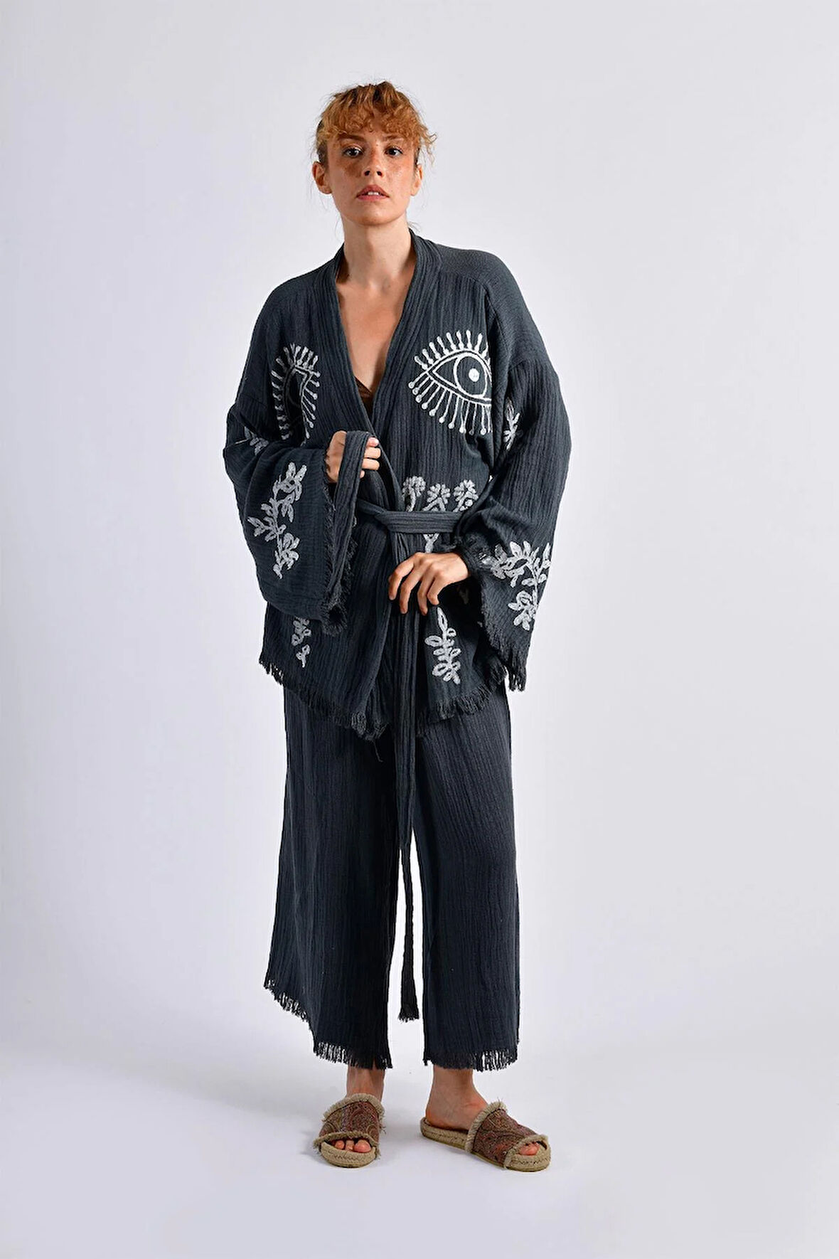 Gri VisionGuard Pantalonlu Takım