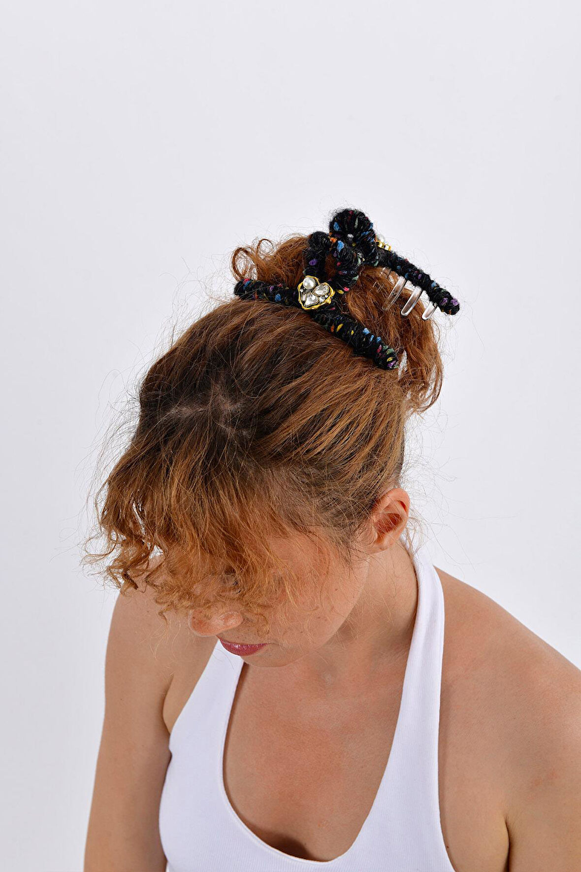 Siyah Yün Sargılı Saç Tokası